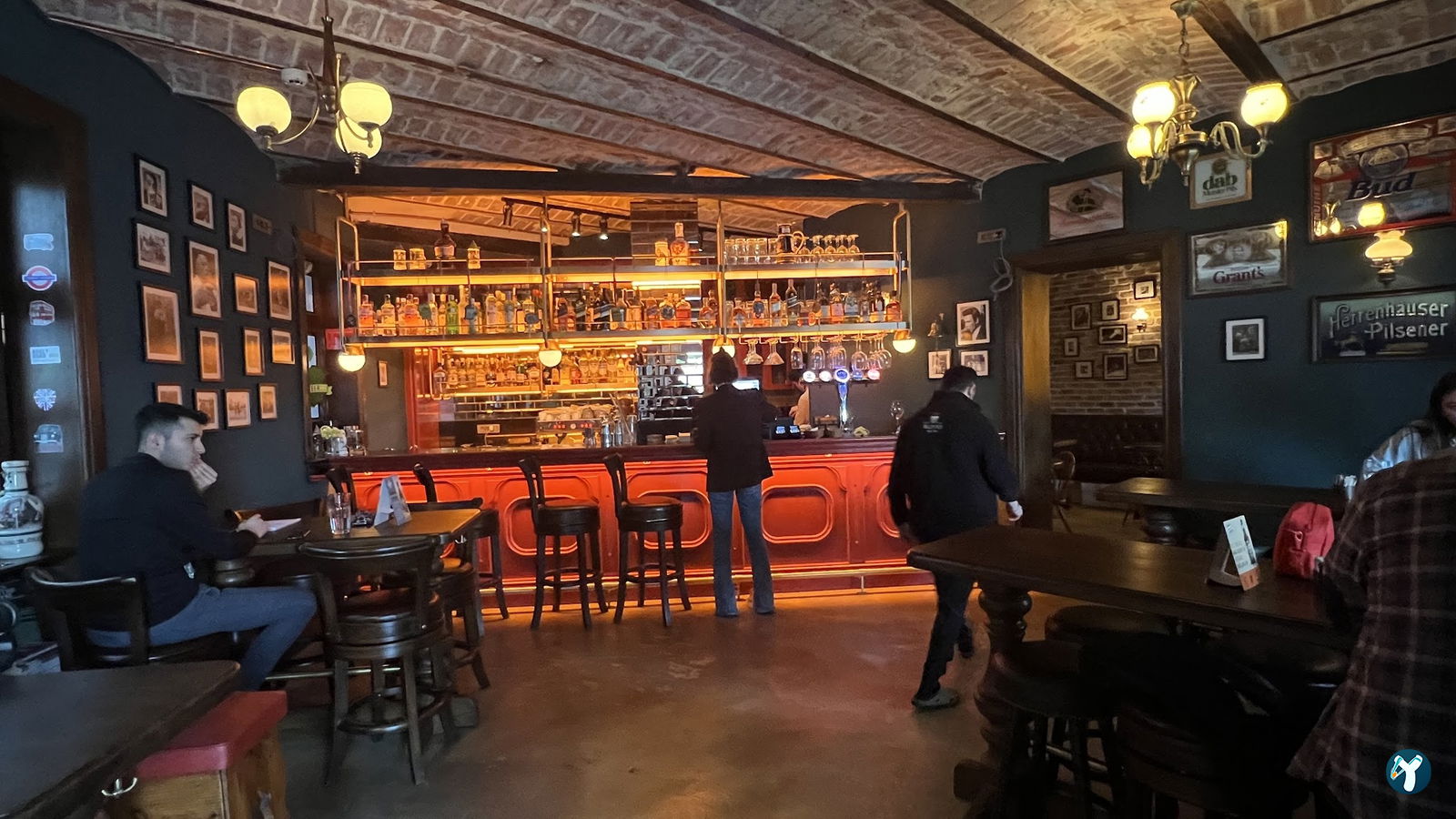 Alman Cafe Valikonağı