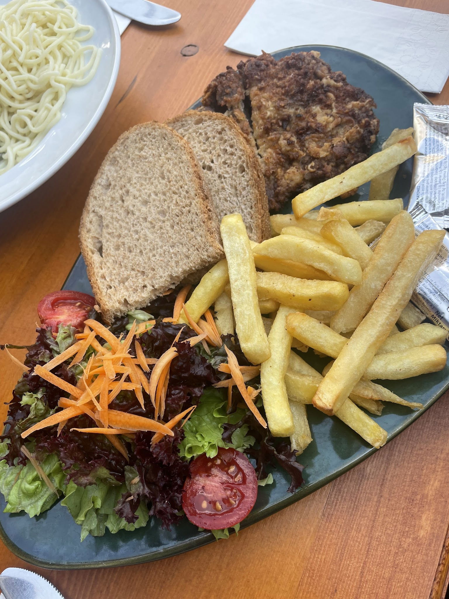 Alman Cafe Valikonağı