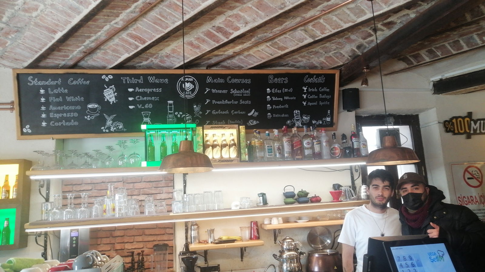 Alman Cafe Valikonağı