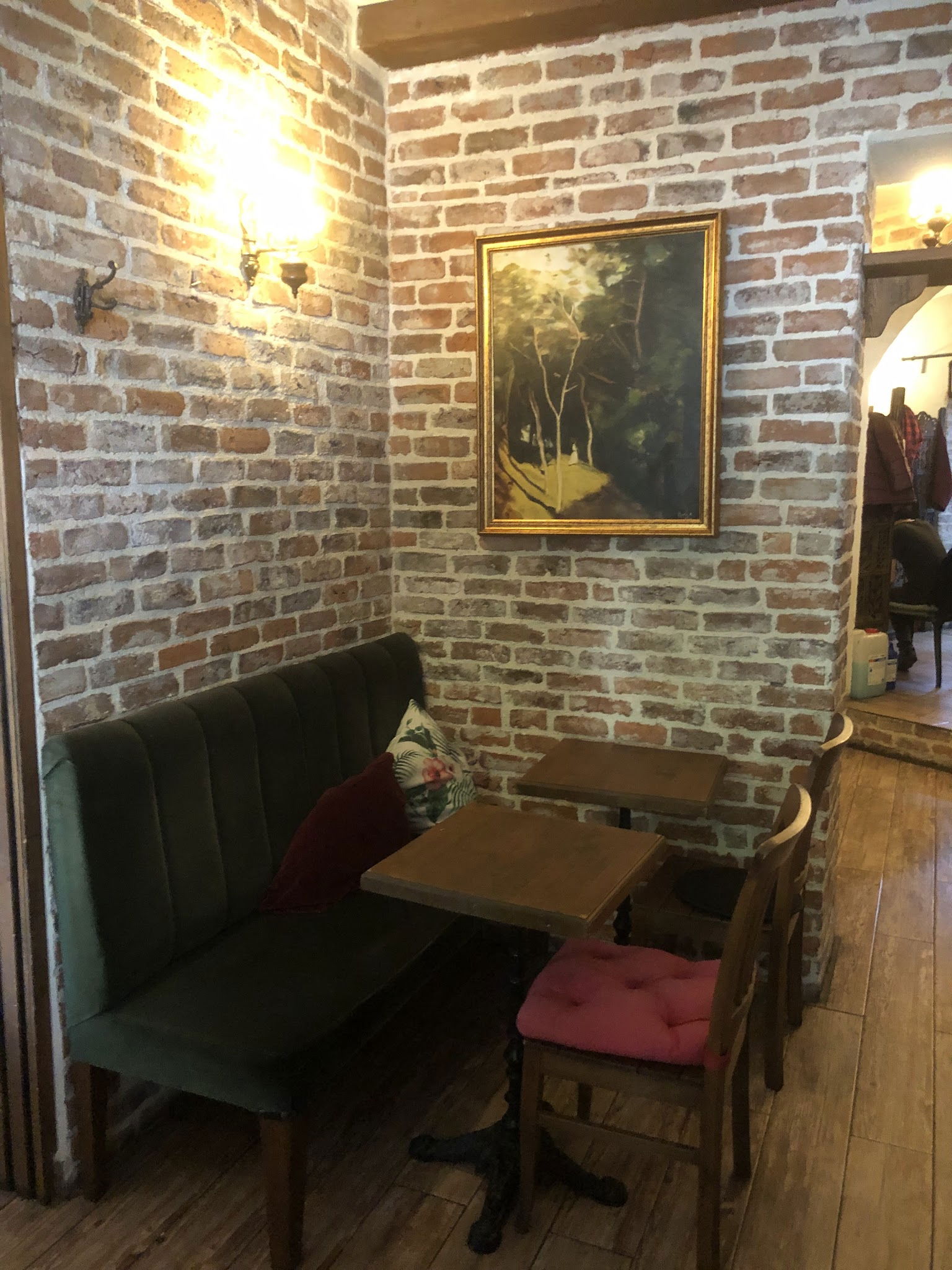 Alman Cafe Valikonağı