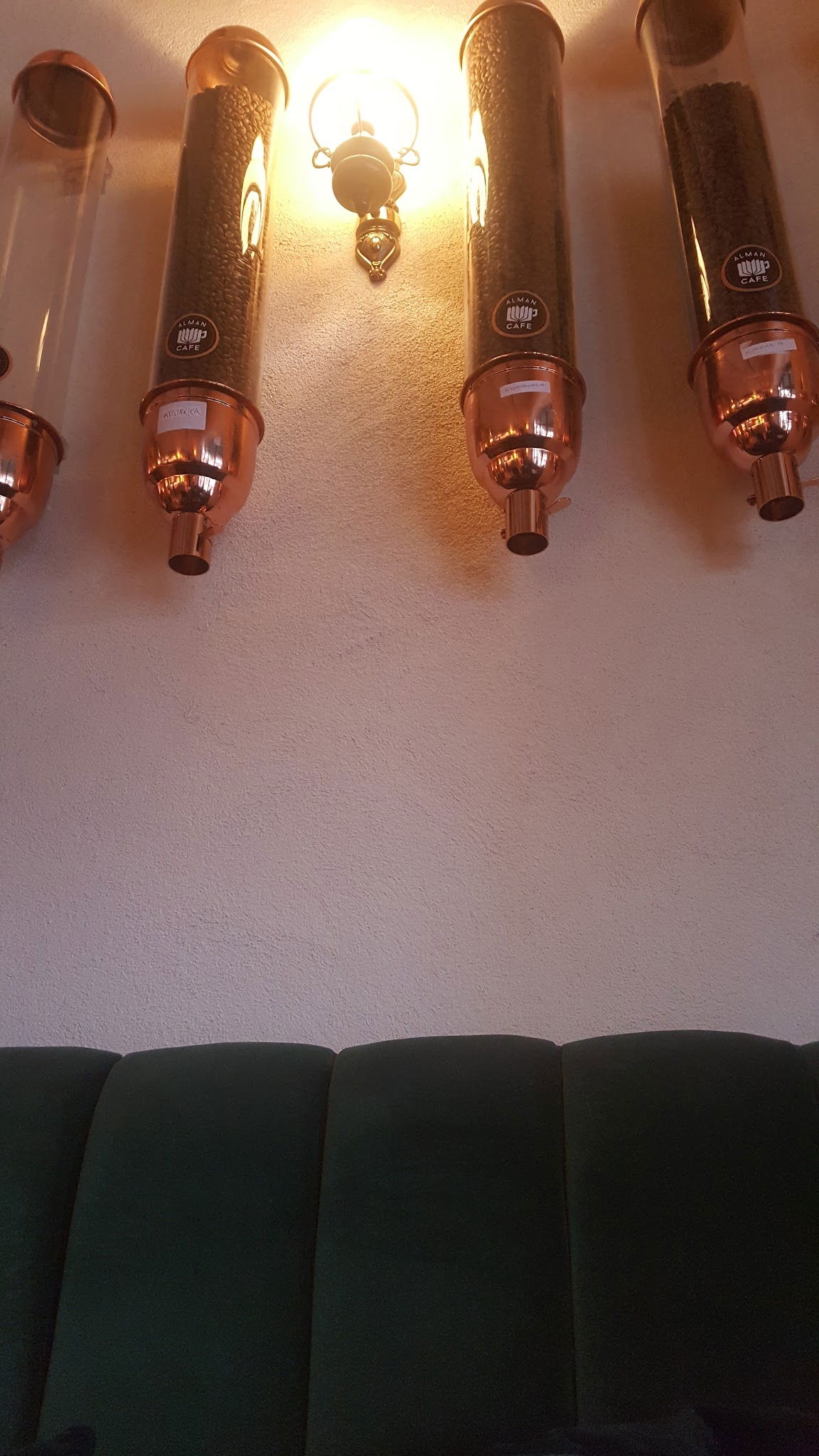 Alman Cafe Valikonağı