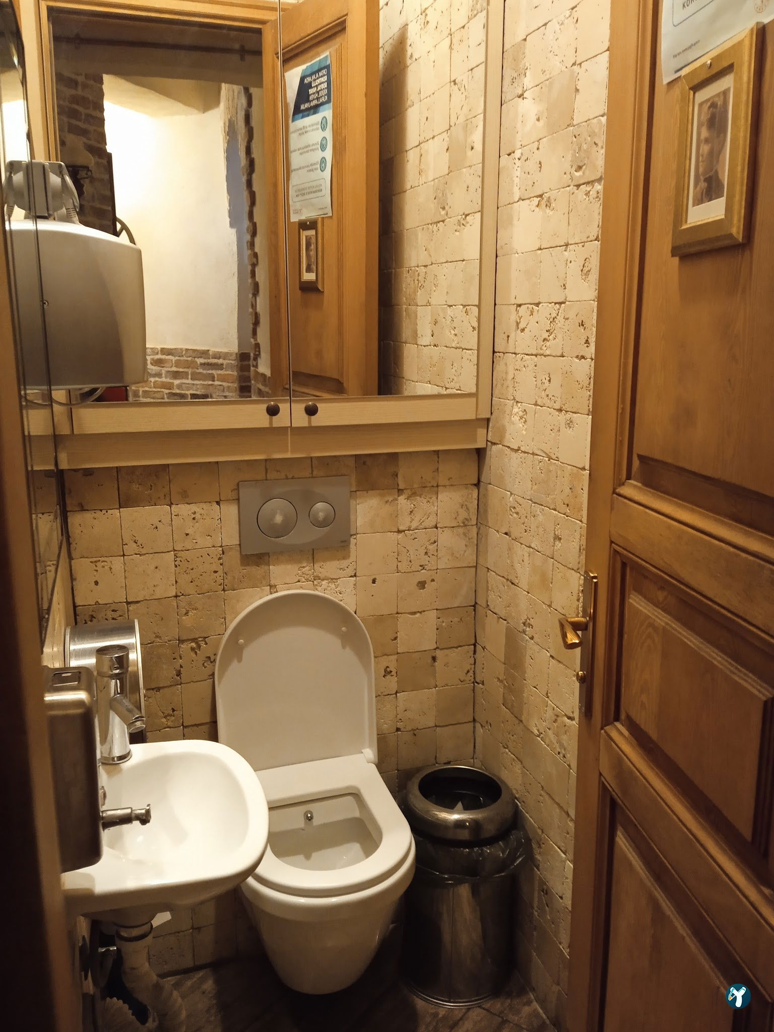 Alman Cafe Valikonağı