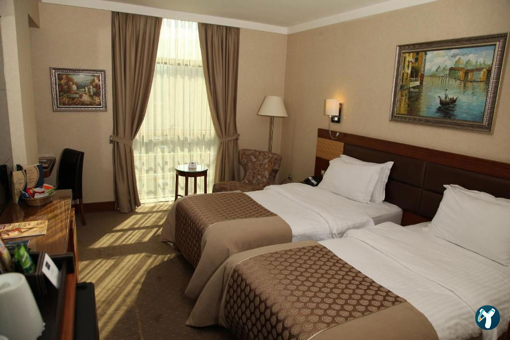 Armis Hotel