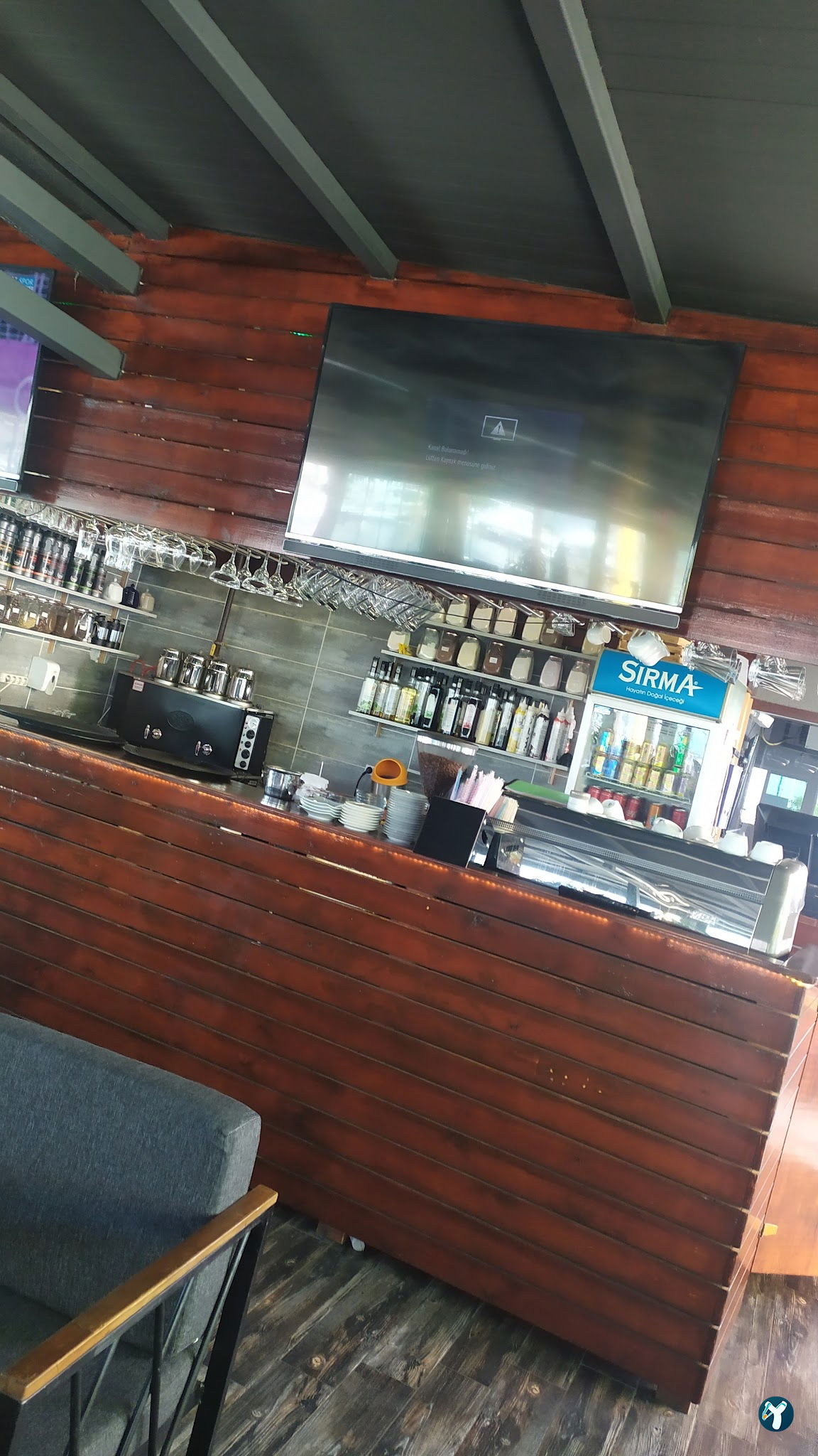 Lucksha Cafe & Restaurant
