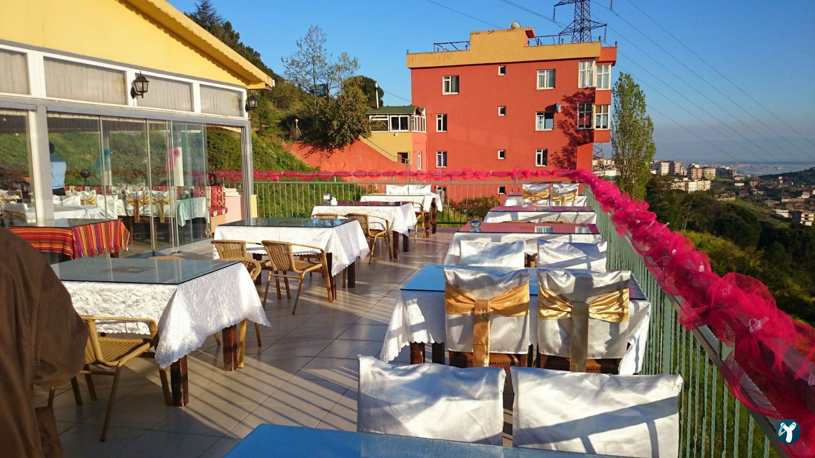 Balkon Cafe Yakacık