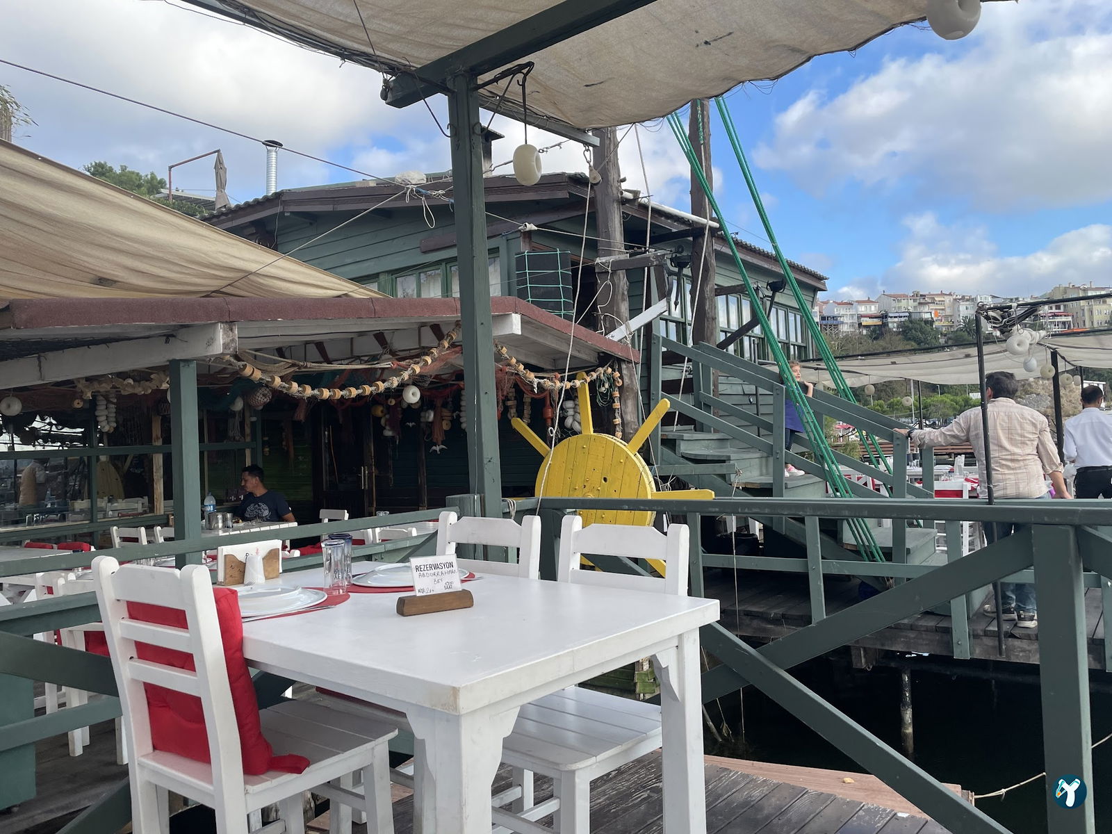 Vira Restaurant