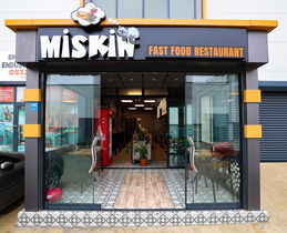Miskin Gurme | Via West
