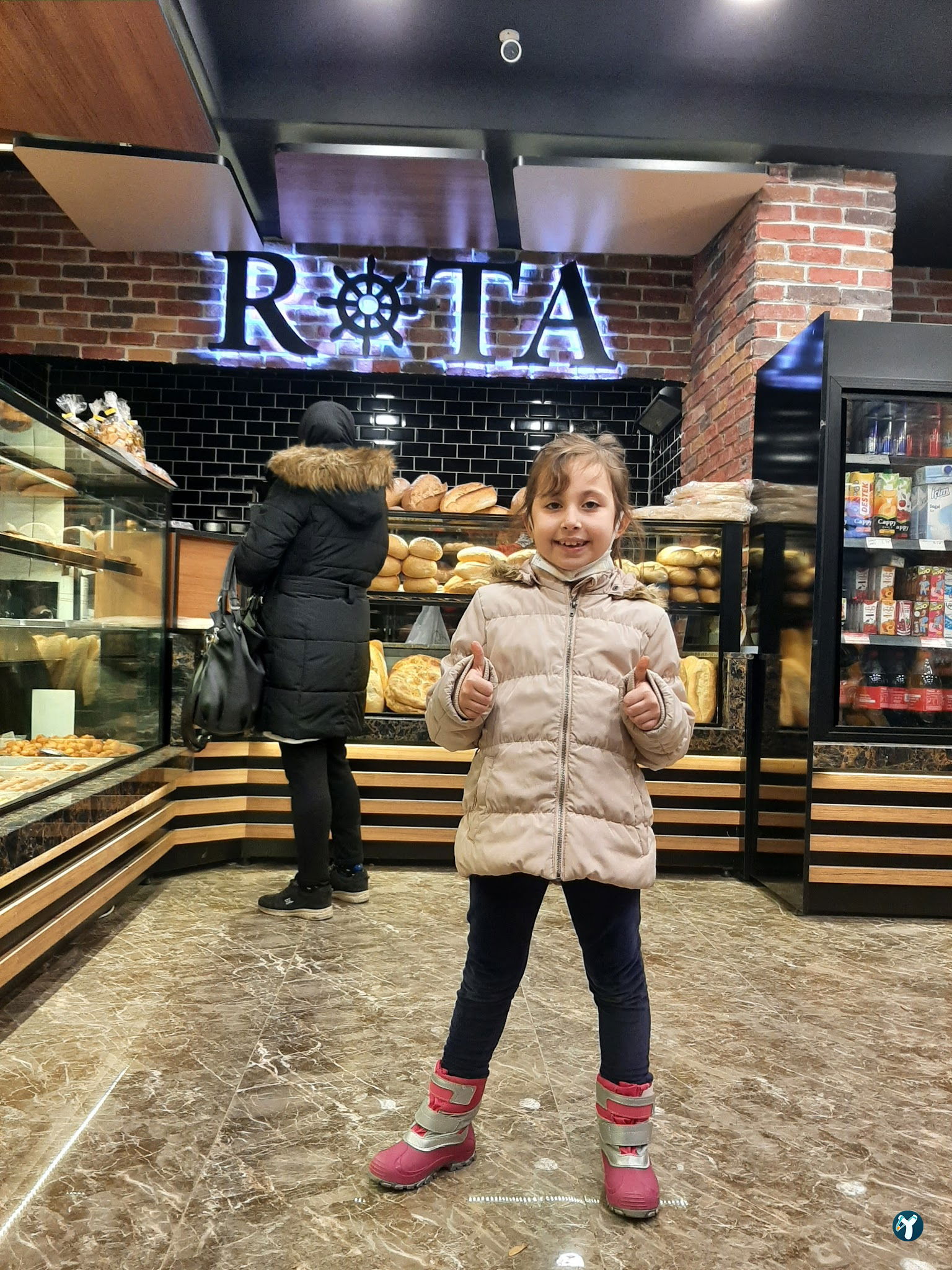 Rota Fırın ( Pasta - Cafe )