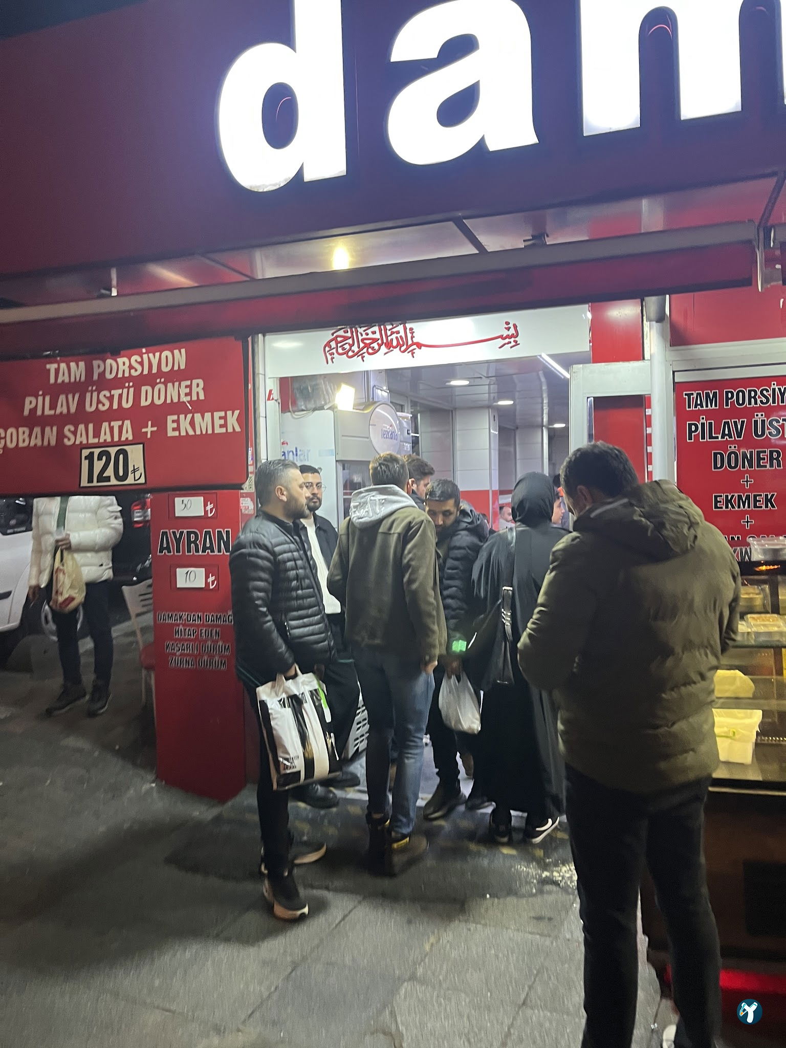 Damak Döner