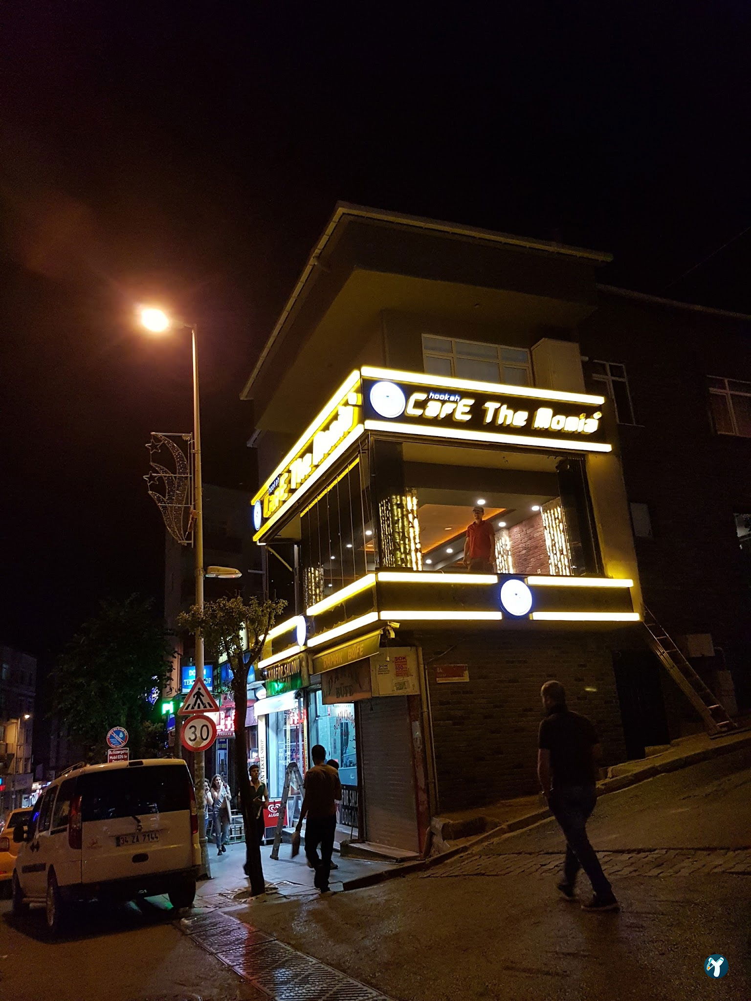 Damak Döner