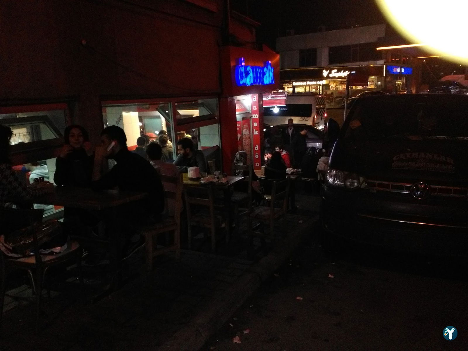 Damak Döner