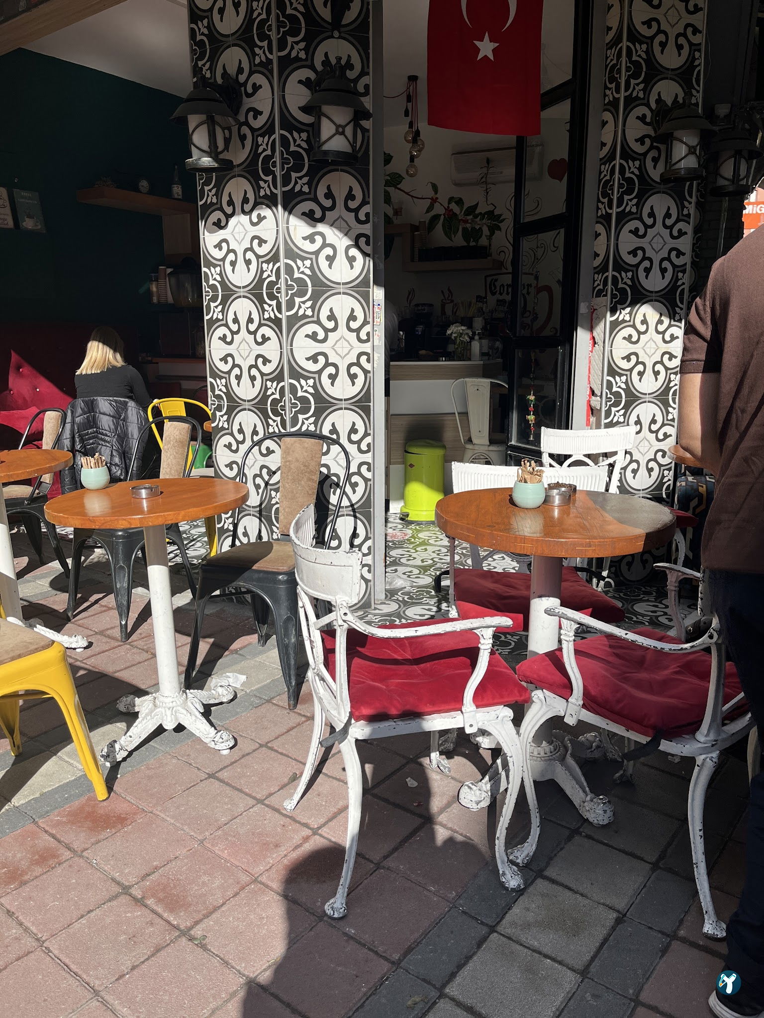Corner Cafe