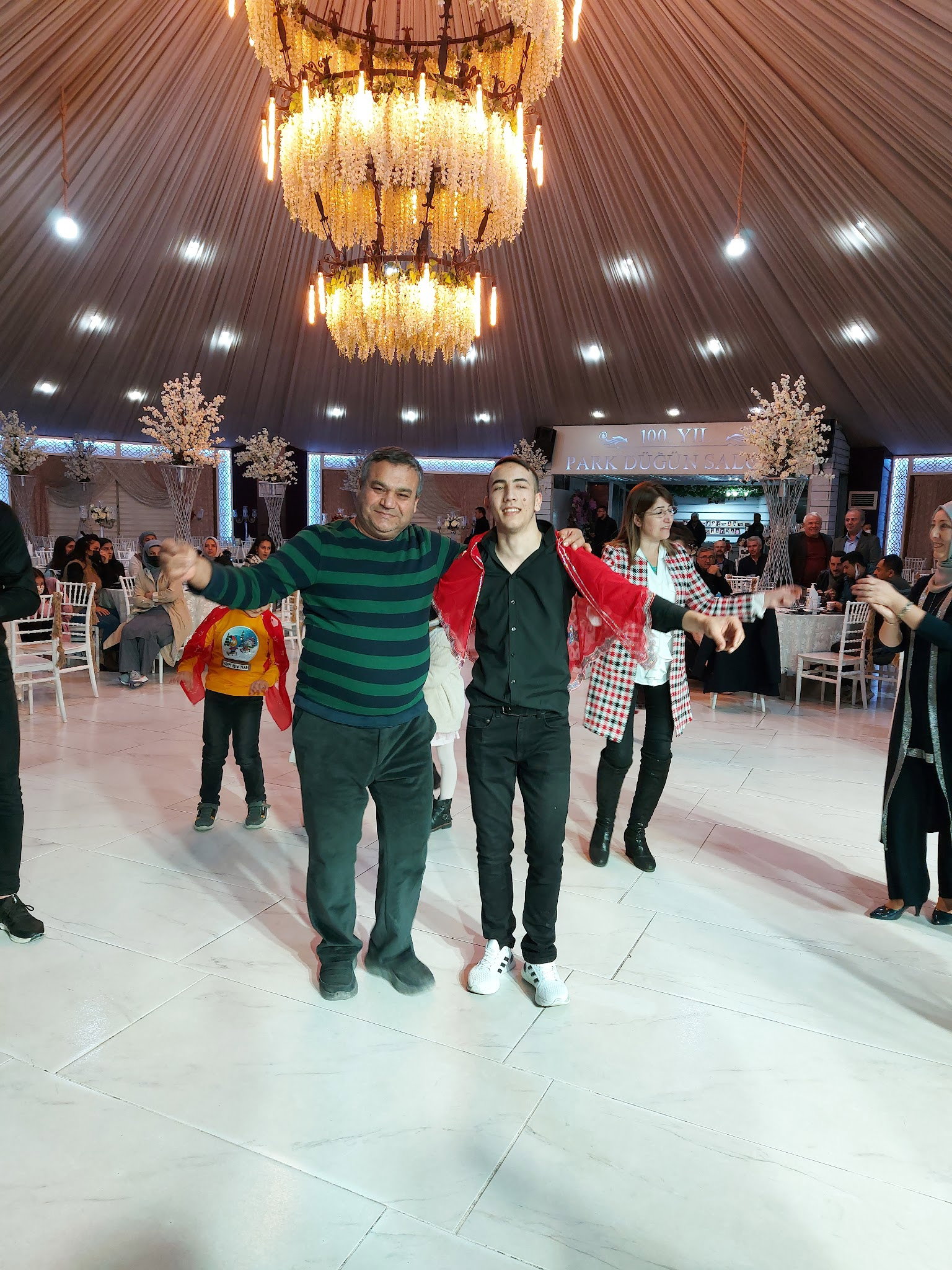 100.Yil Park Restaurant