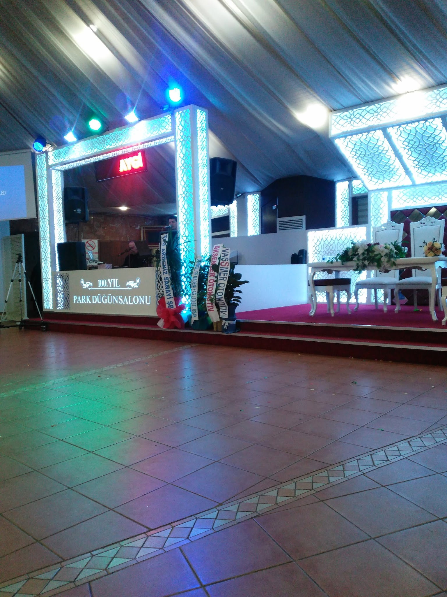 100.Yil Park Restaurant