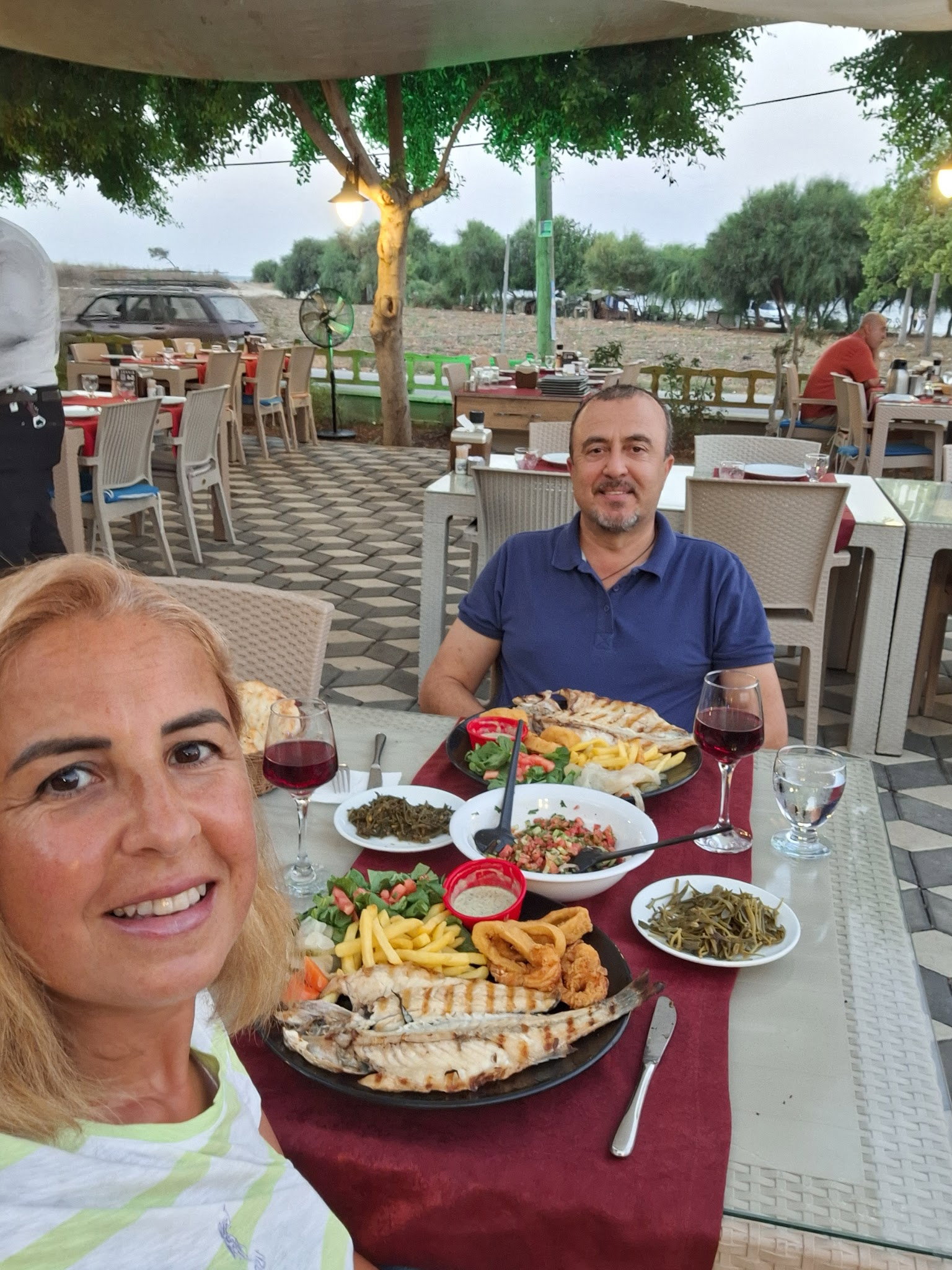 Eiffel Cafe Restaurant