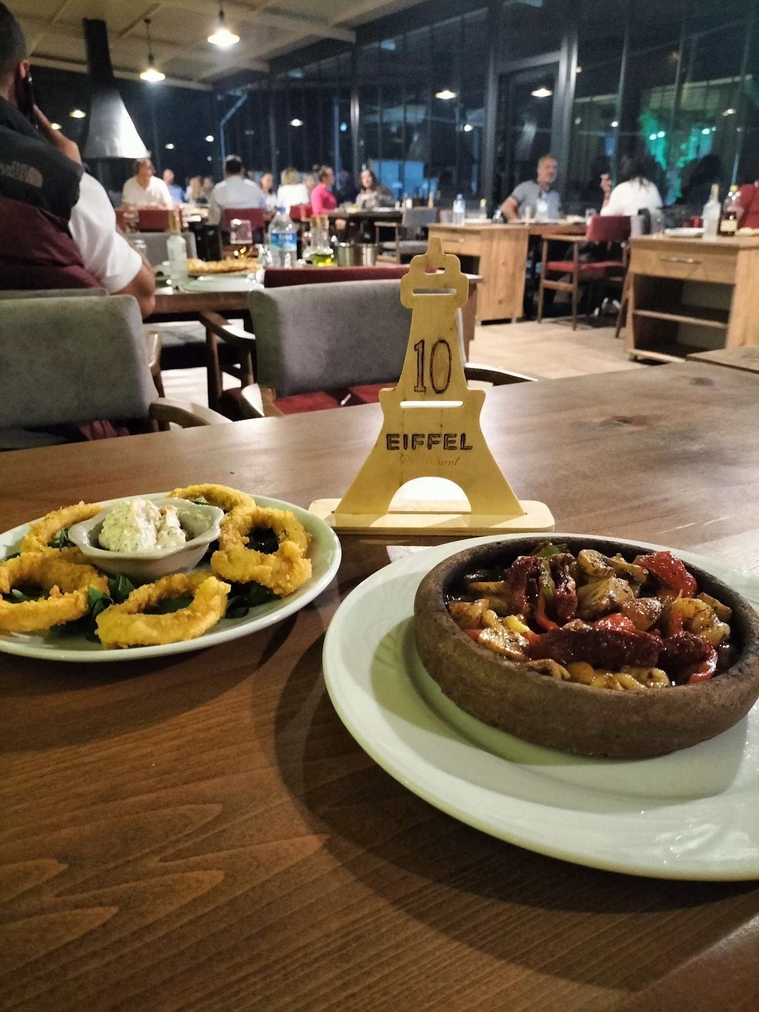 Eiffel Cafe Restaurant