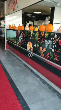 Eiffel Cafe Restaurant resimleri