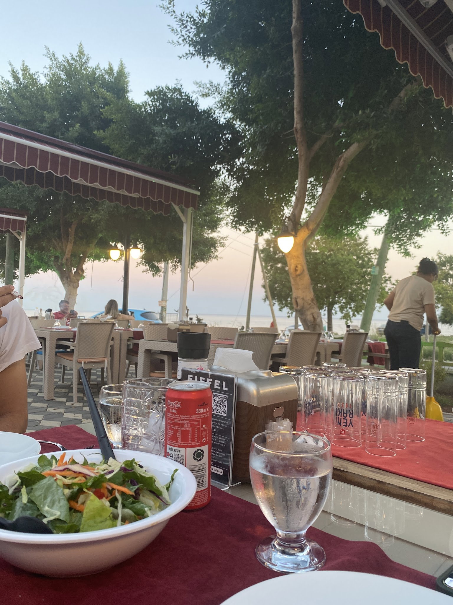 Eiffel Cafe Restaurant