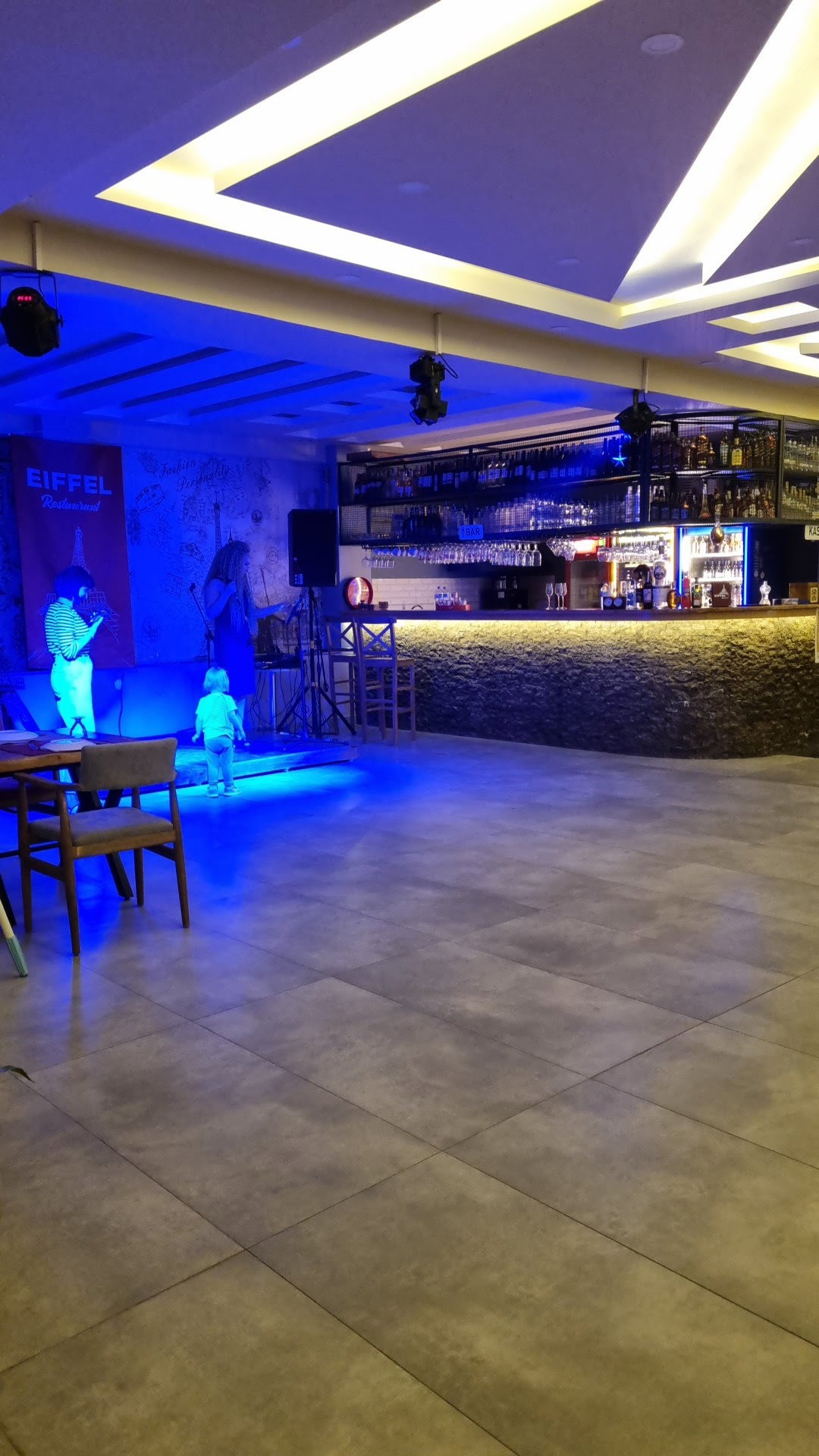 Eiffel Cafe Restaurant