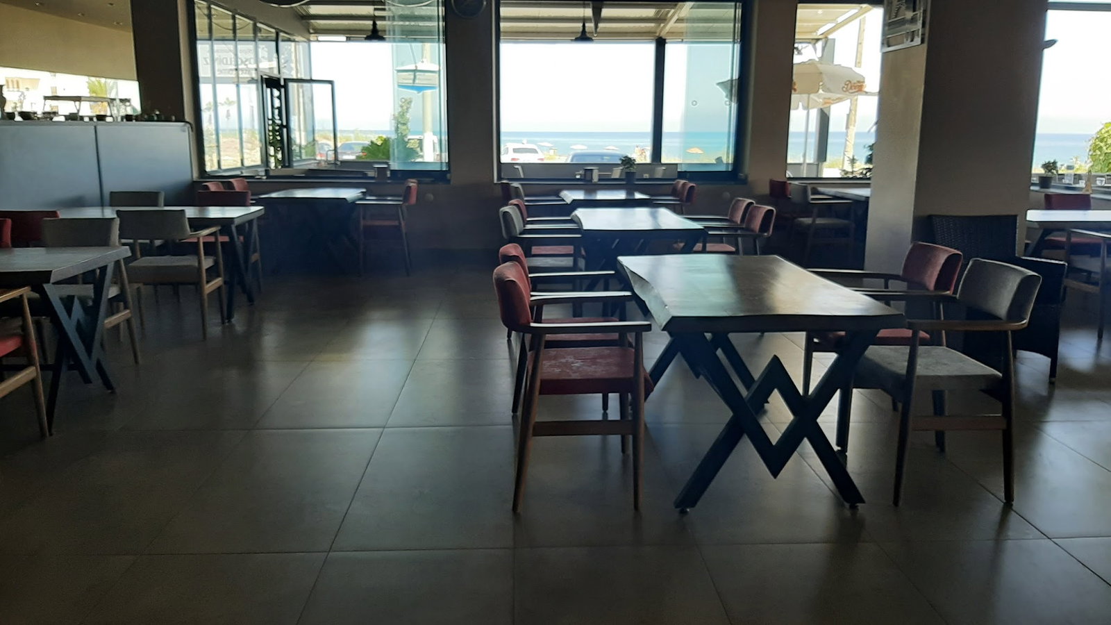 Eiffel Cafe Restaurant