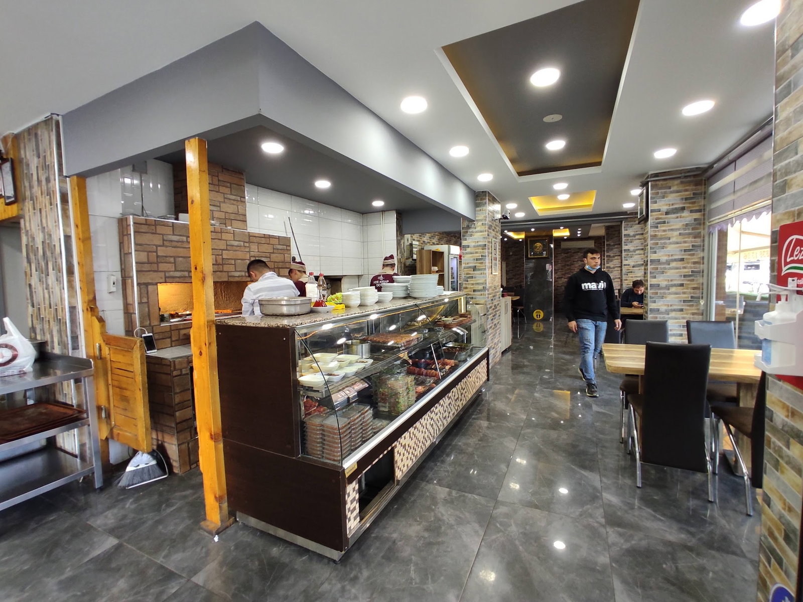 Tuğra Pi̇de Kebap Döner