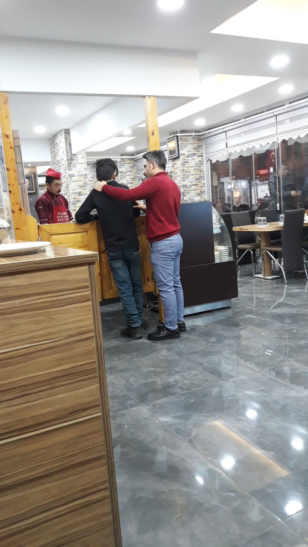 Tuğra Pi̇de Kebap Döner