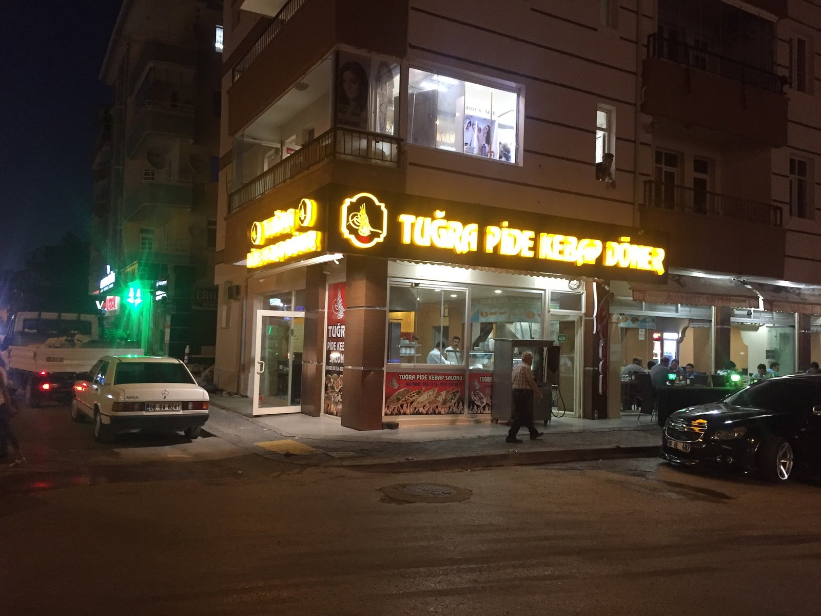 Tuğra Pi̇de Kebap Döner
