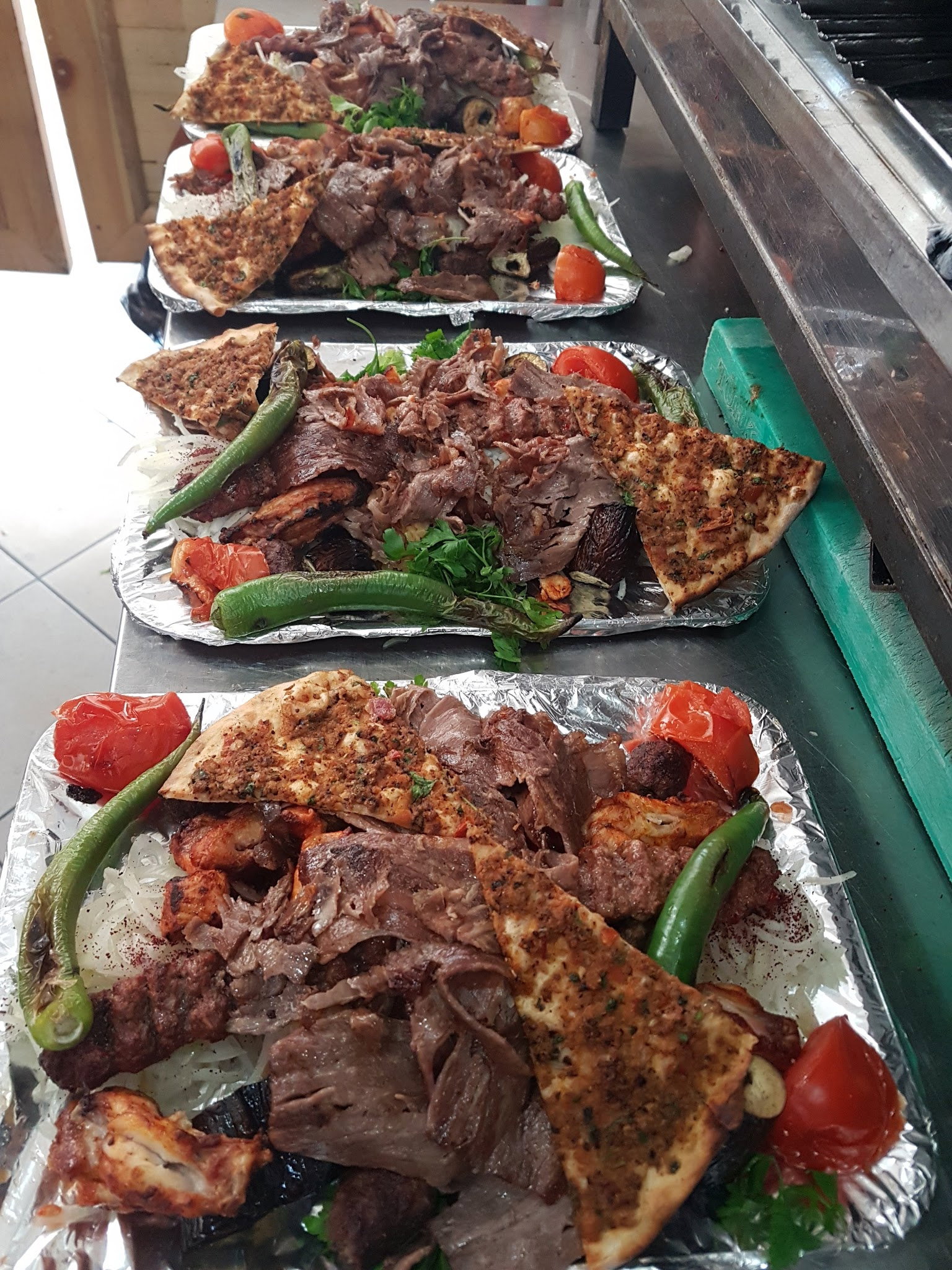 Tuğra Pi̇de Kebap Döner