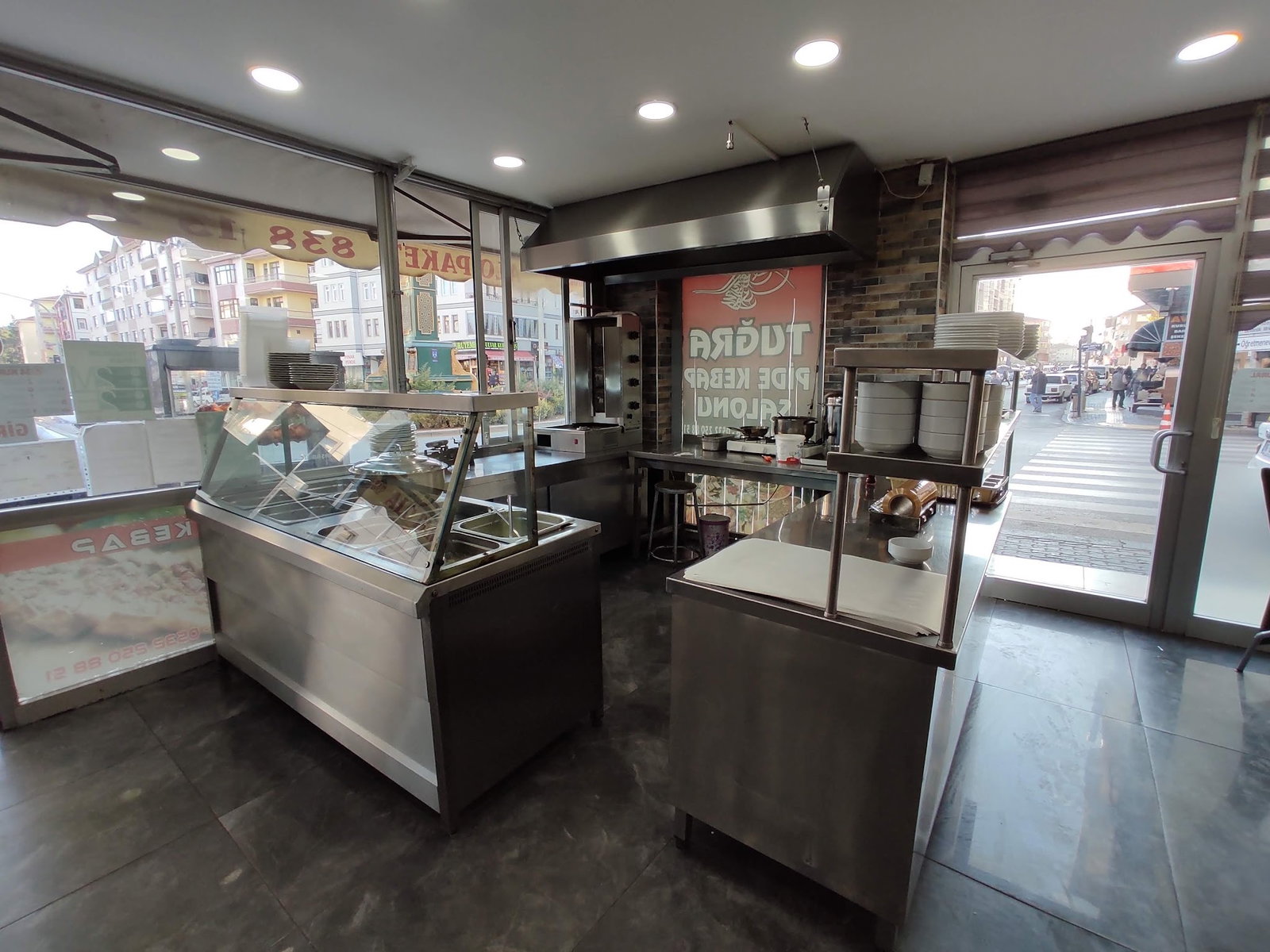 Tuğra Pi̇de Kebap Döner