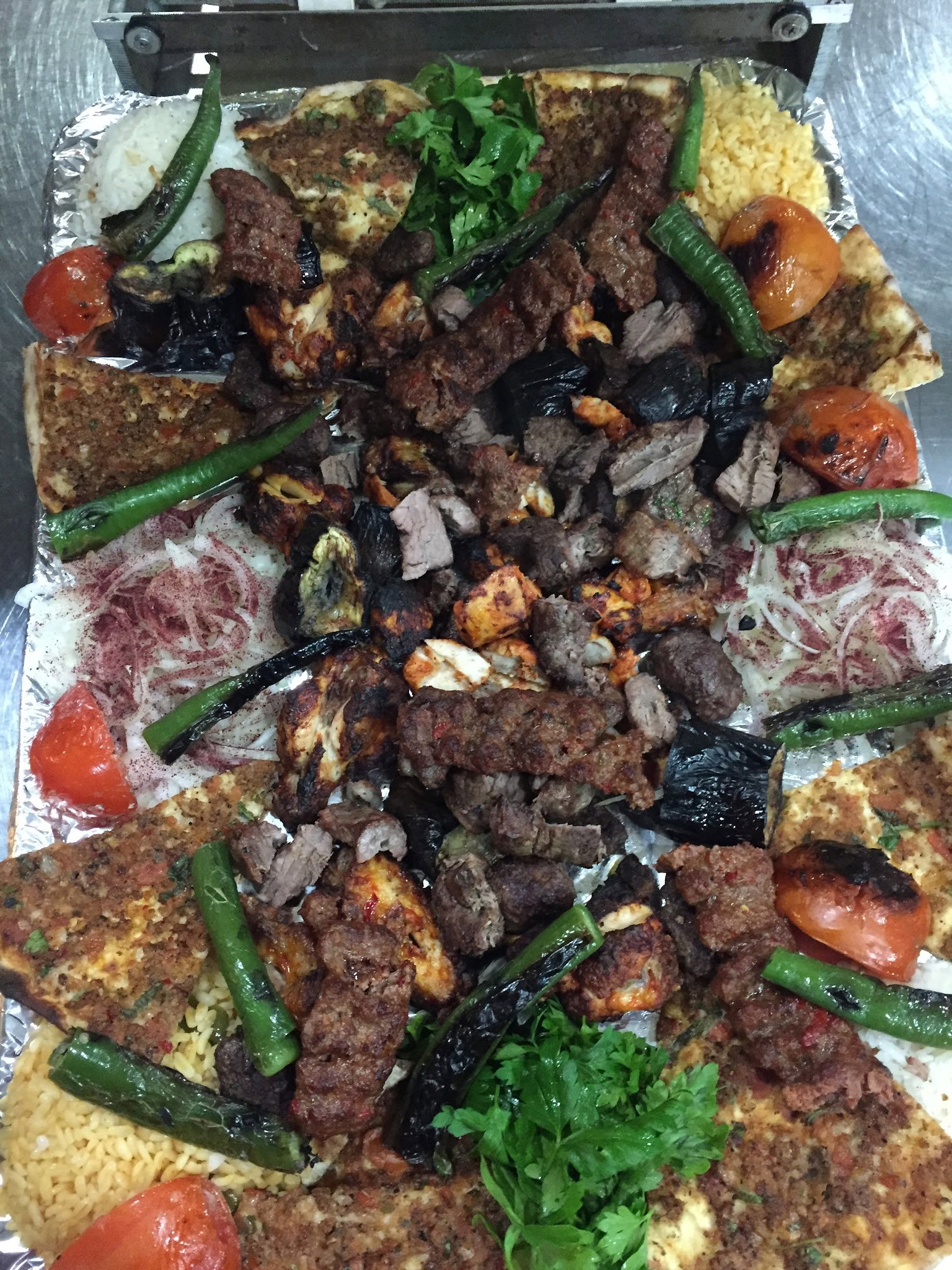 Tuğra Pi̇de Kebap Döner