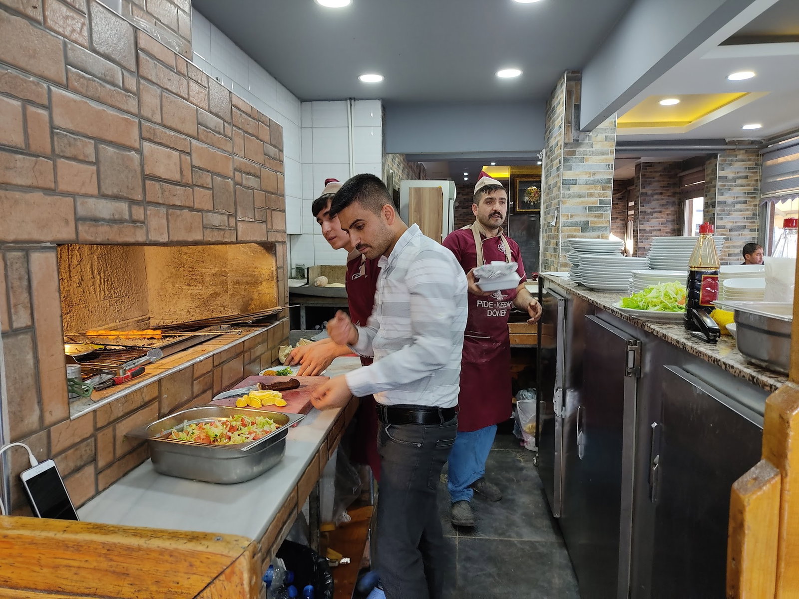 Tuğra Pi̇de Kebap Döner
