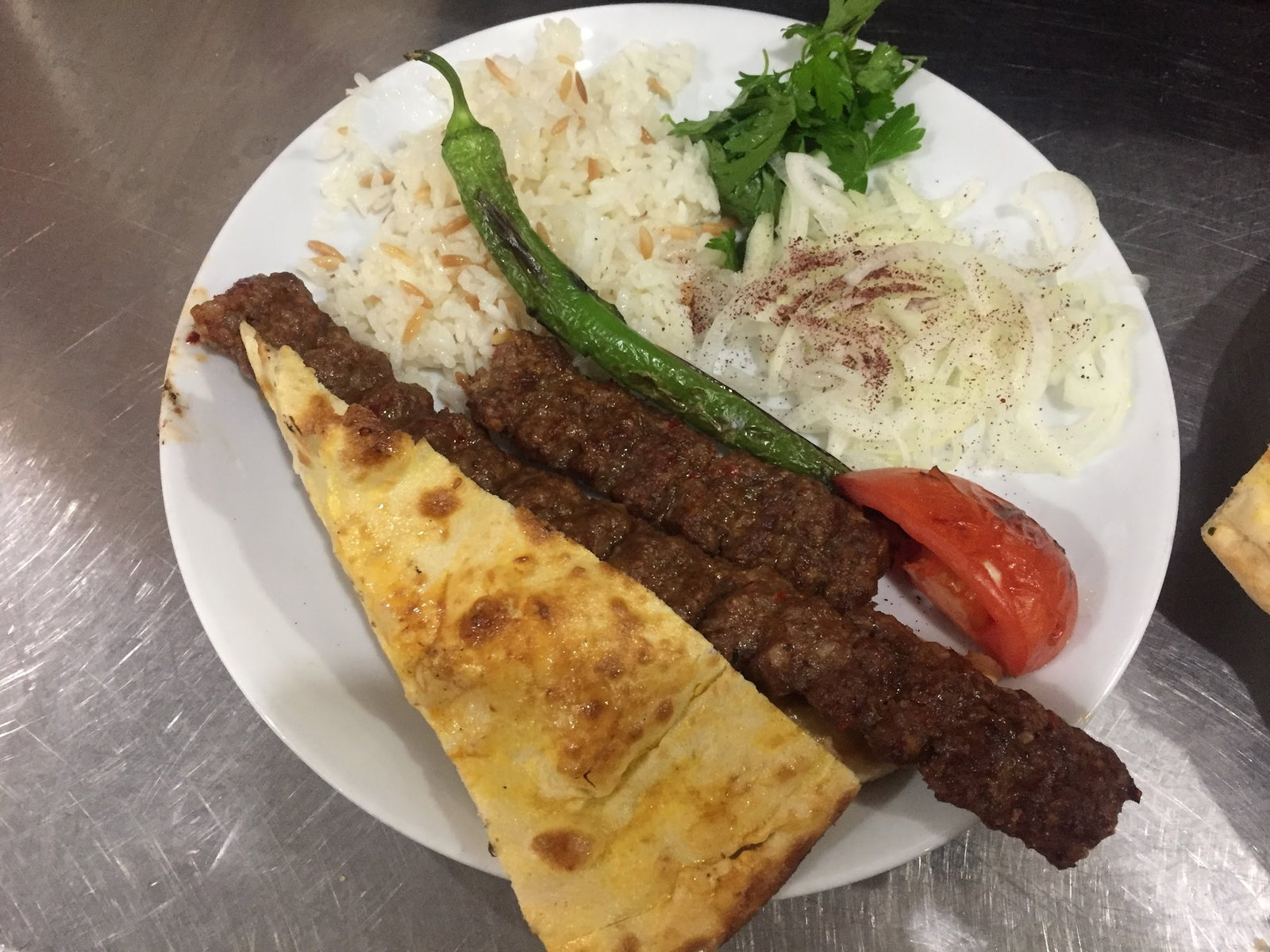 Tuğra Pi̇de Kebap Döner