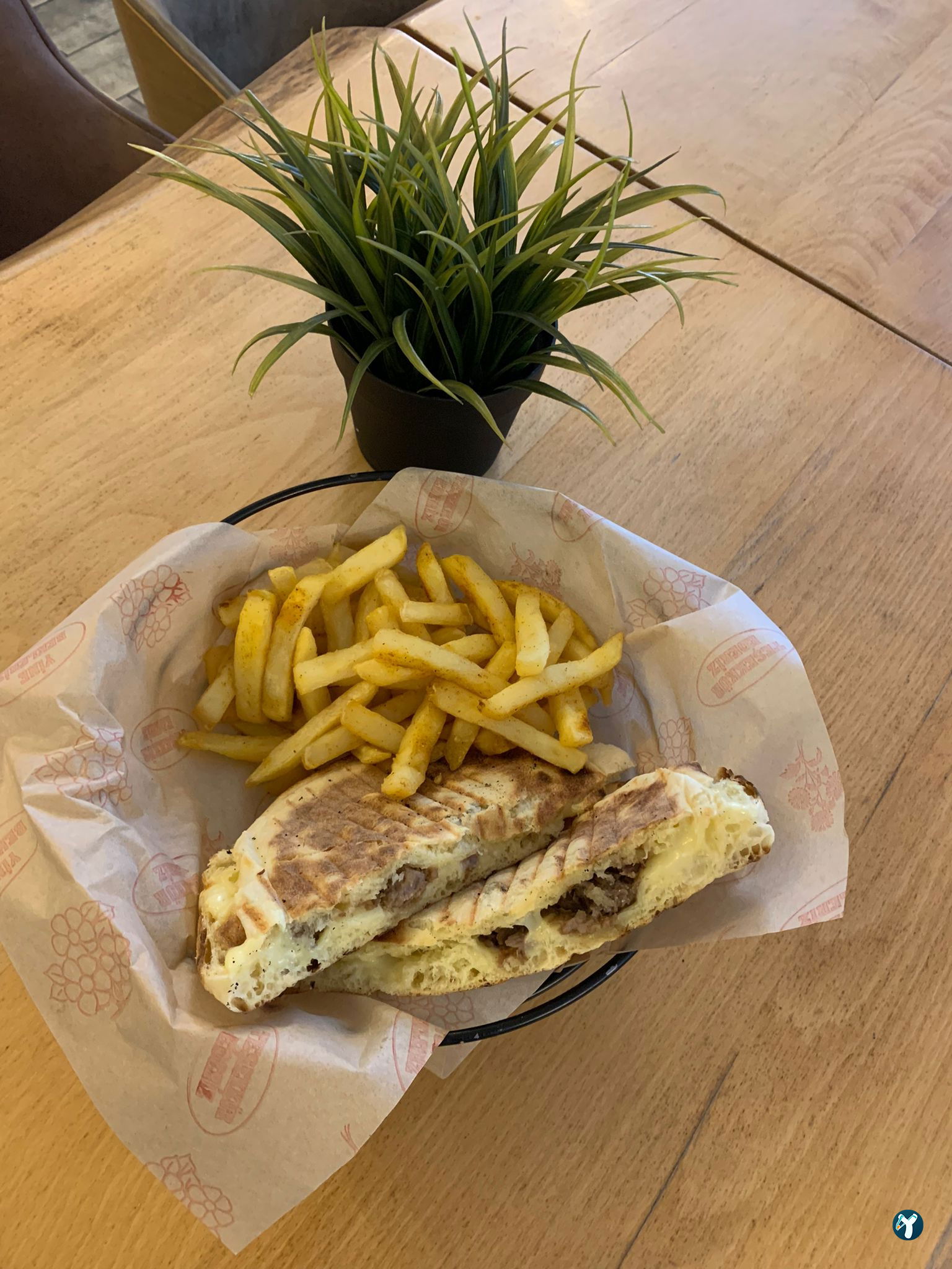 Dinero Cafe&Kitchen