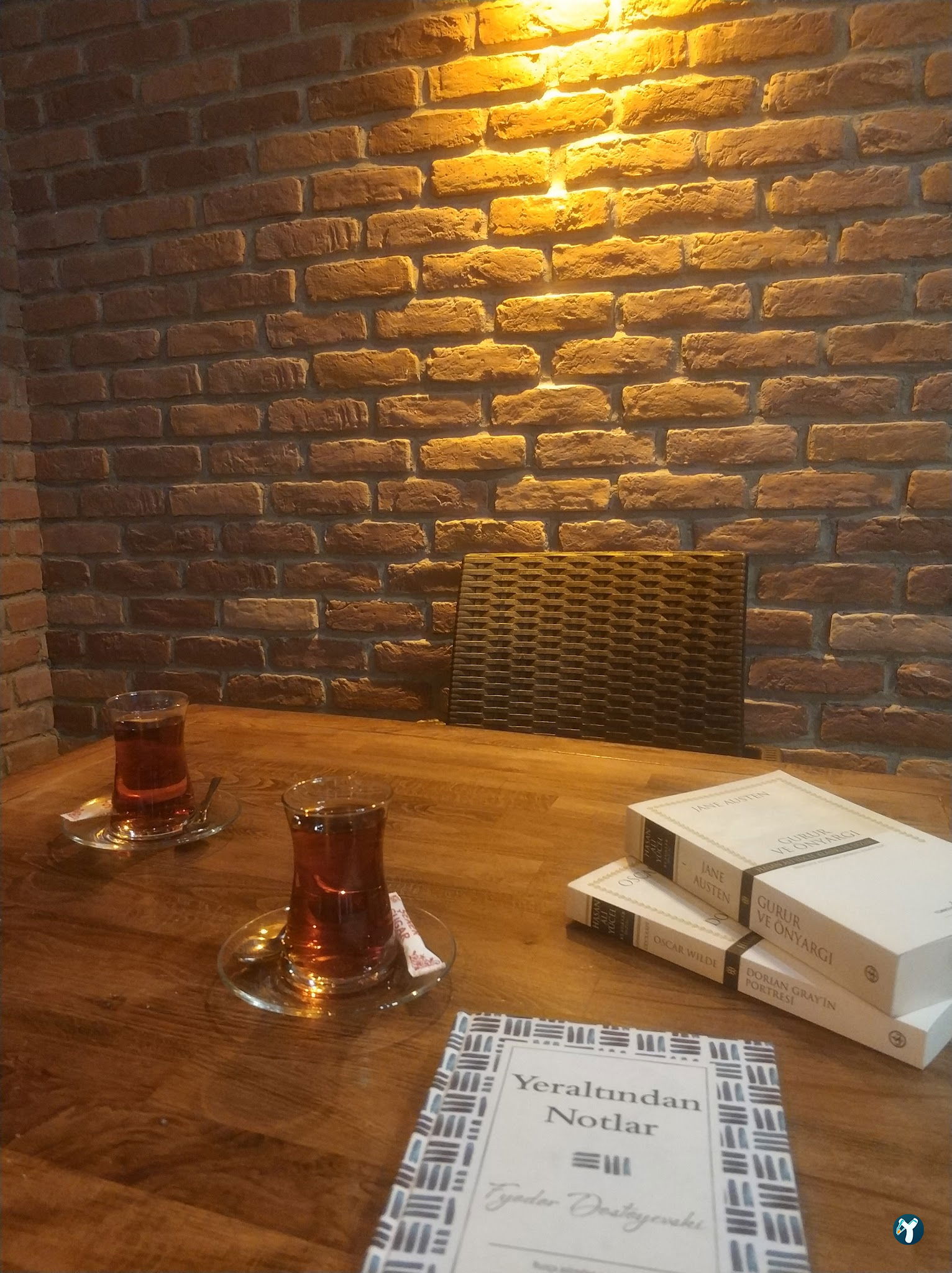 Kitap & Kahve - Kitaplı Hediye