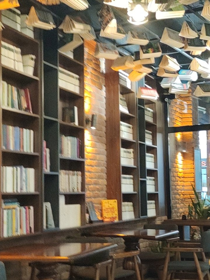 Kitap & Kahve - Kitaplı Hediye