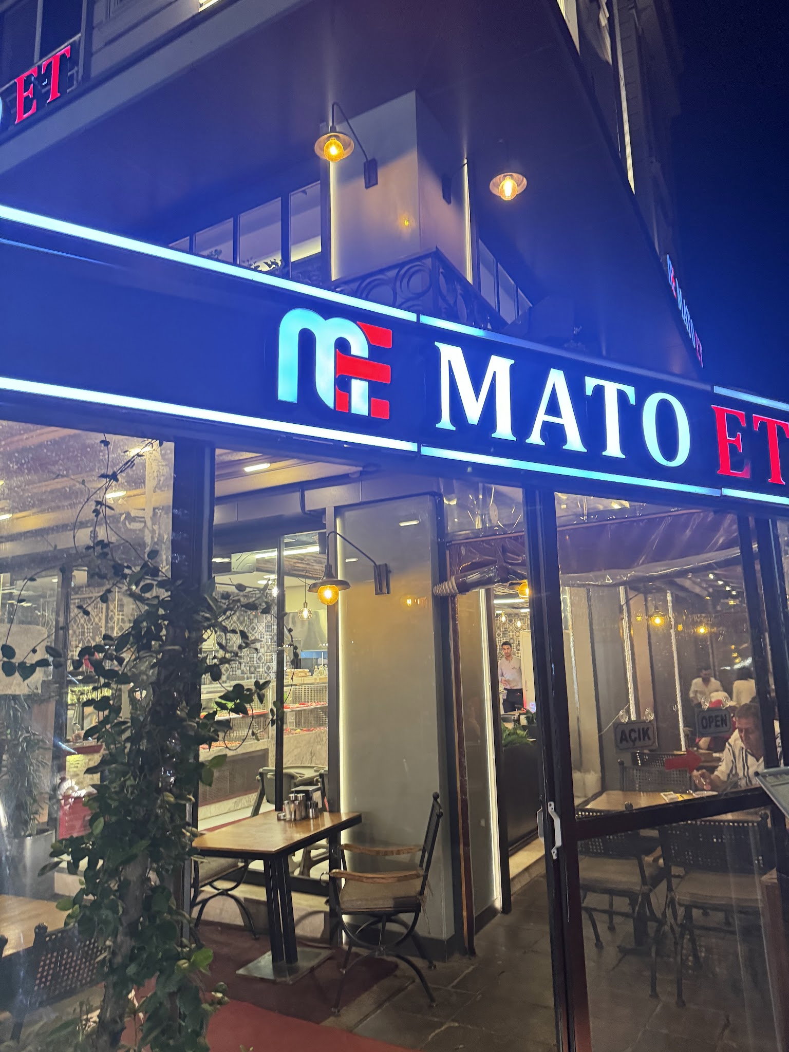 Mato Et Restaurant