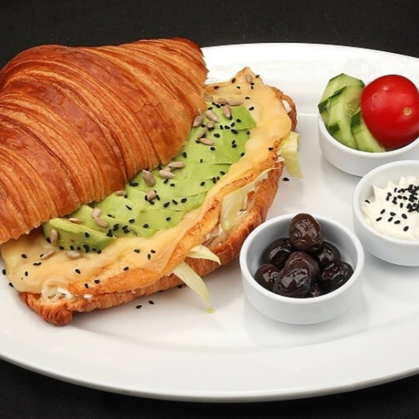 Avakado Keyfi Kruvasan