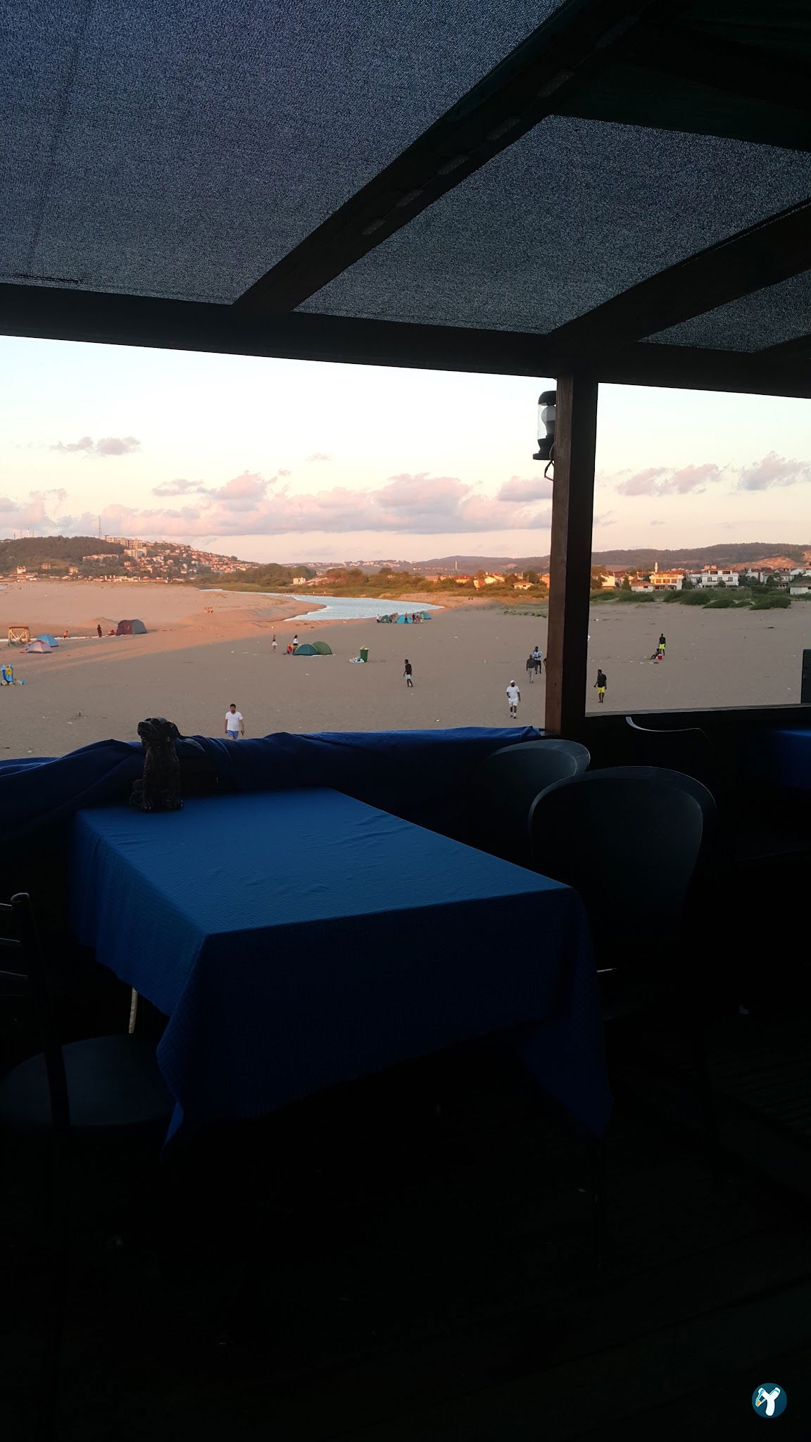Çimen Cafe & Restaurant