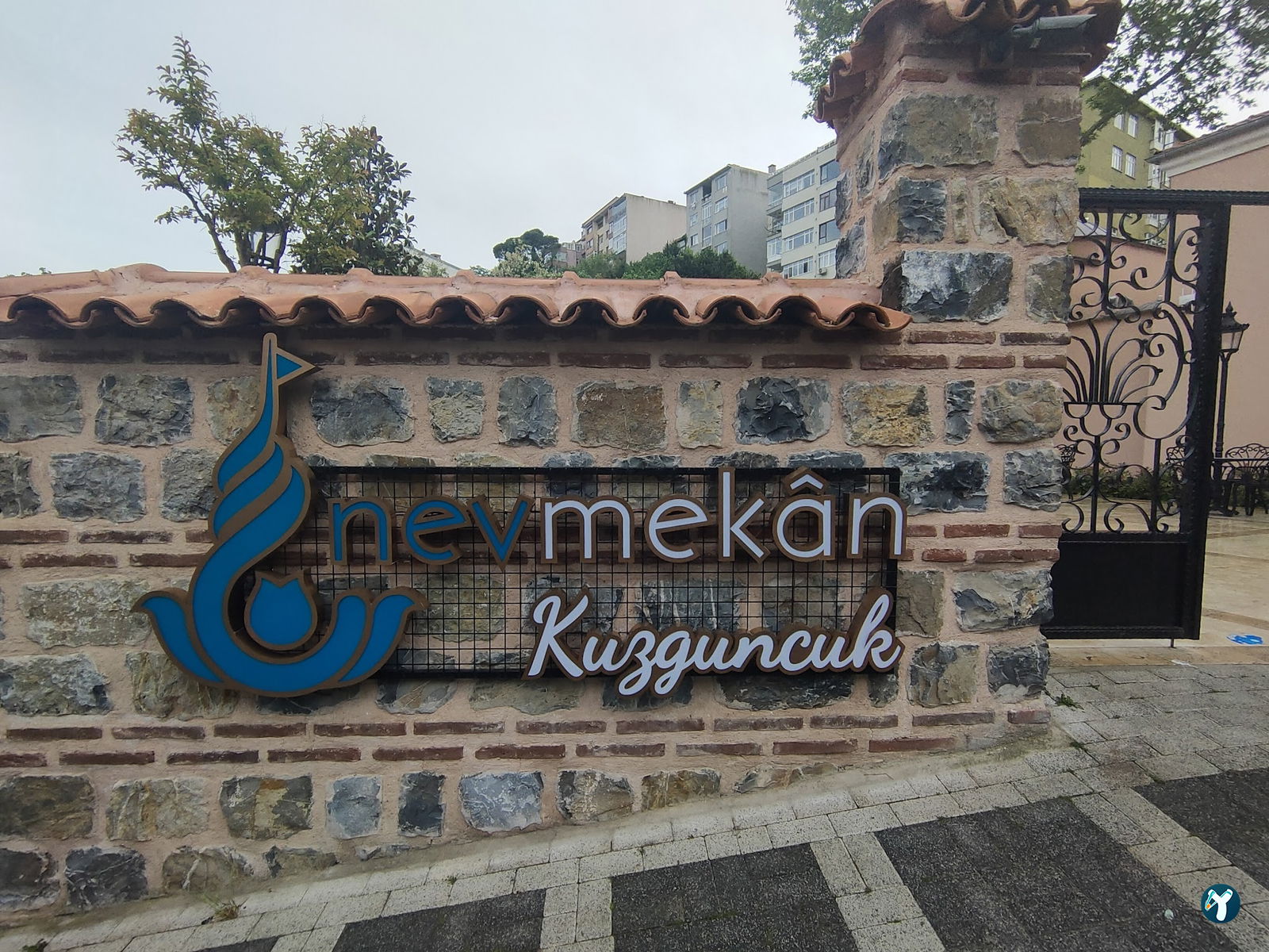 Nevmekan Kuzguncuk