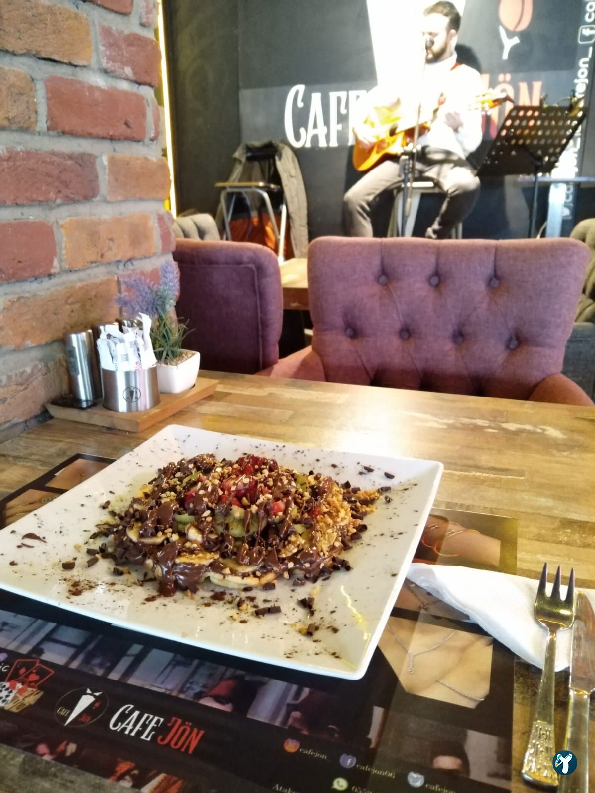 Cafe Jön