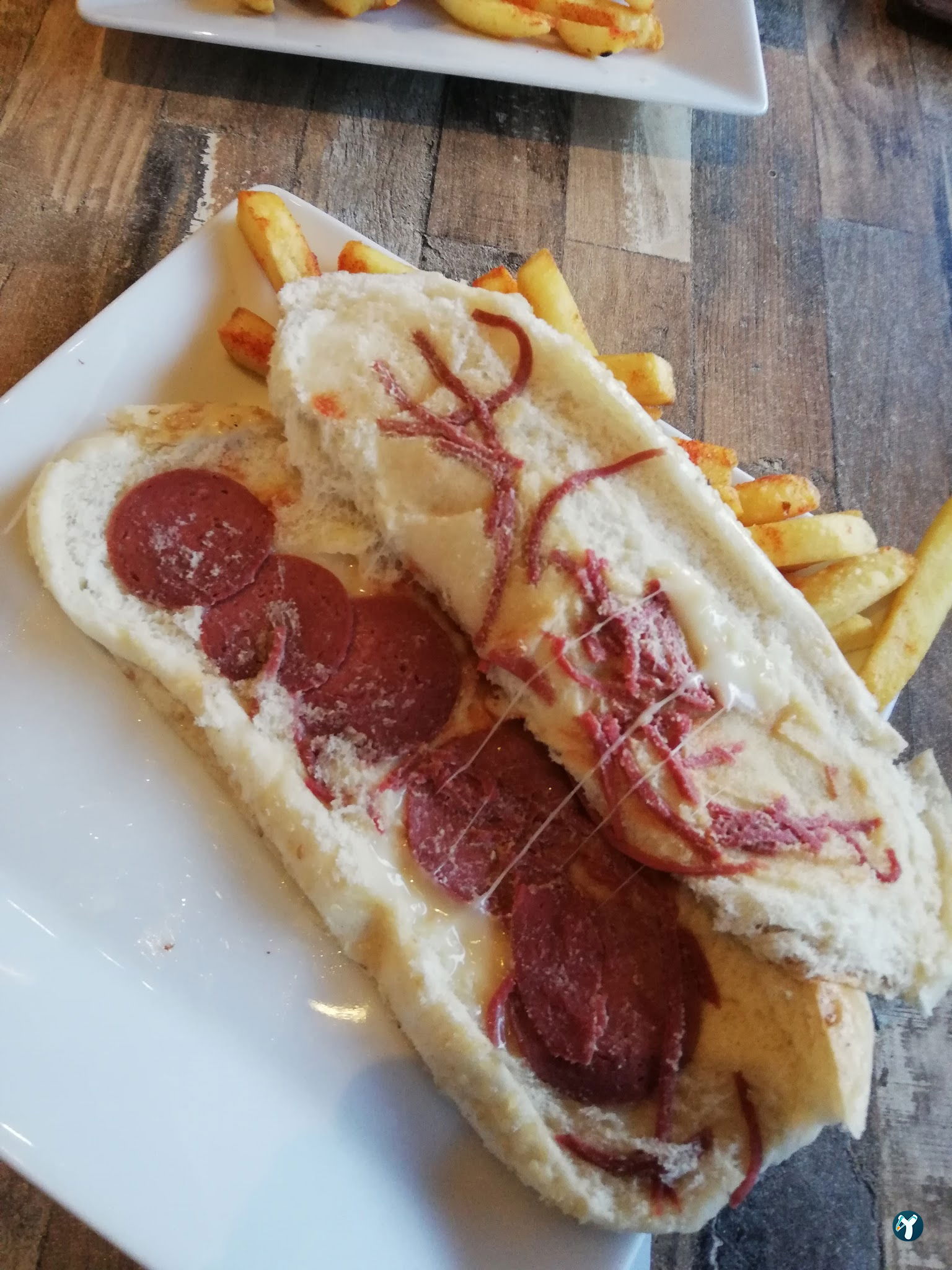 Cafe Jön