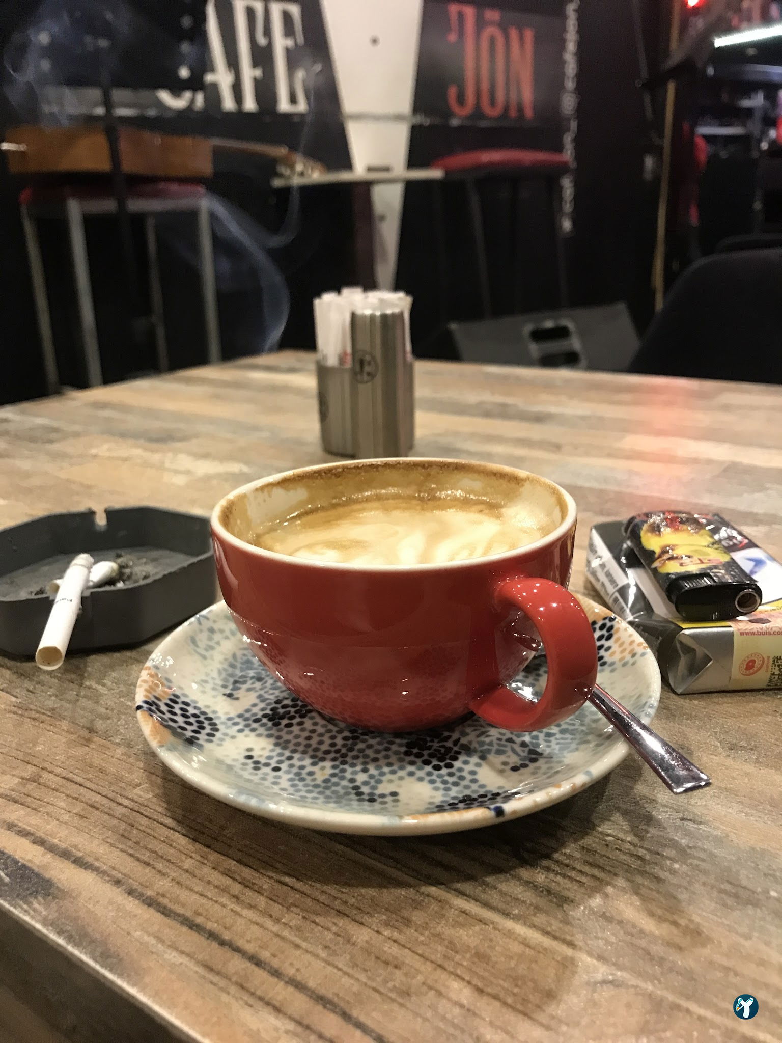 Cafe Jön