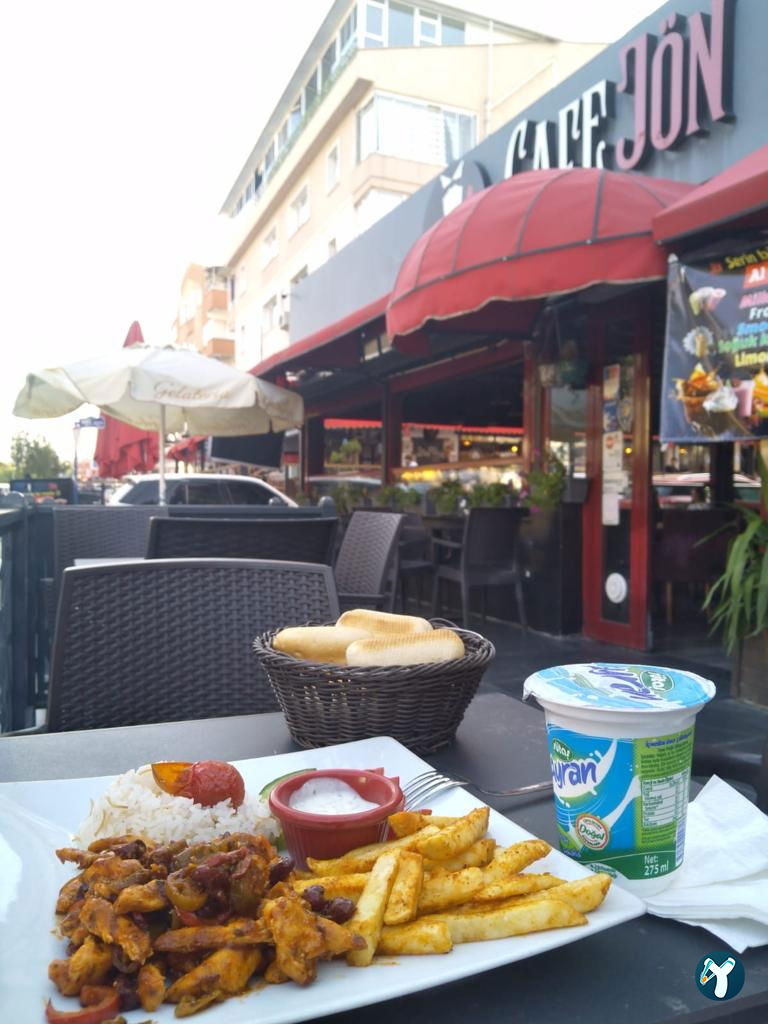 Cafe Jön