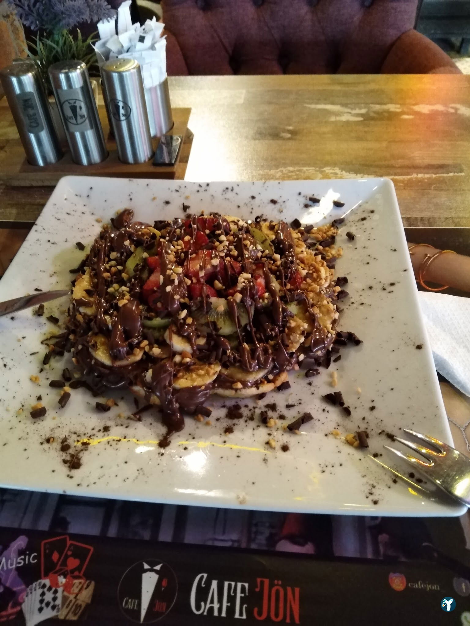 Cafe Jön