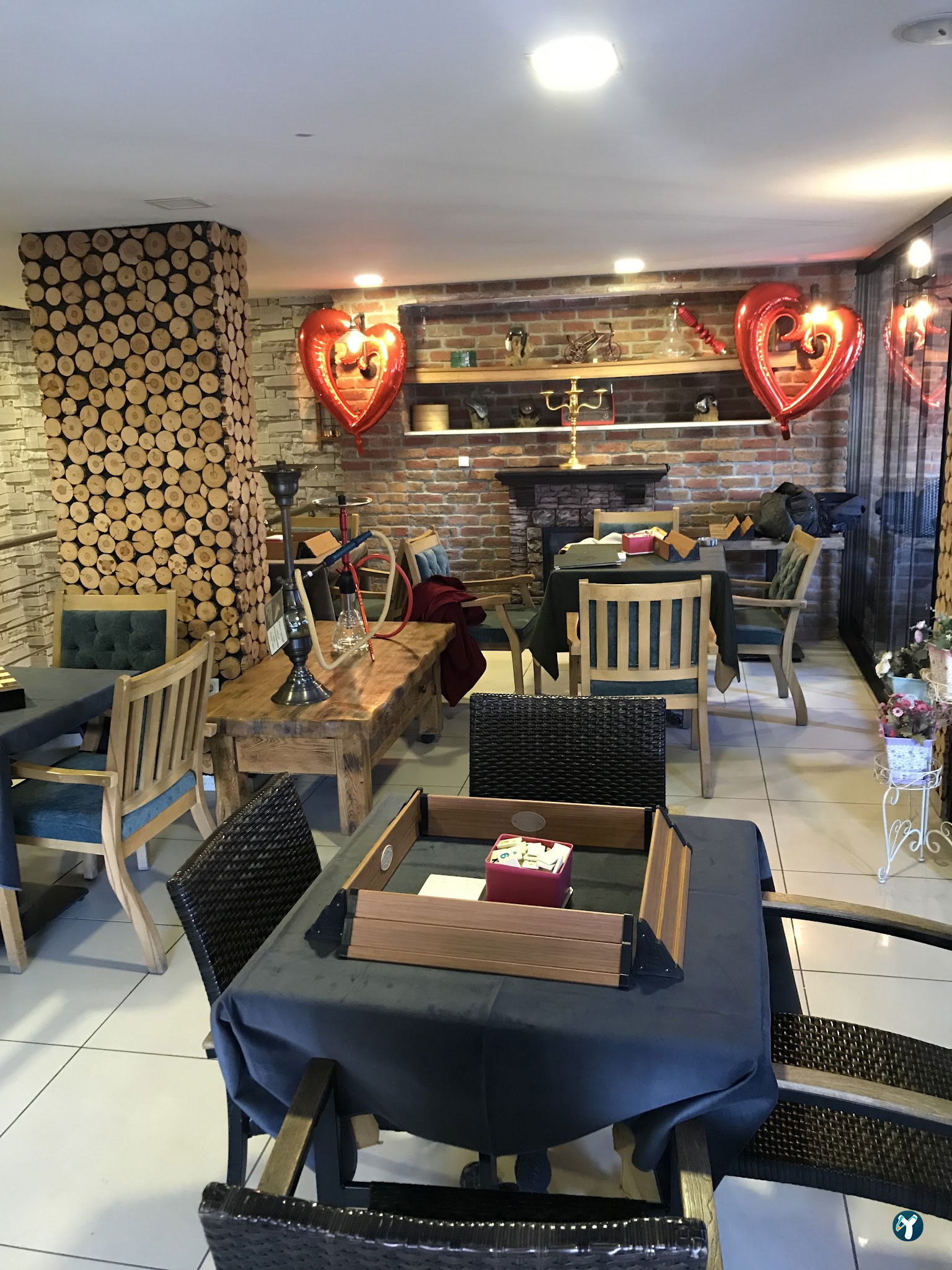 Cafe Jön