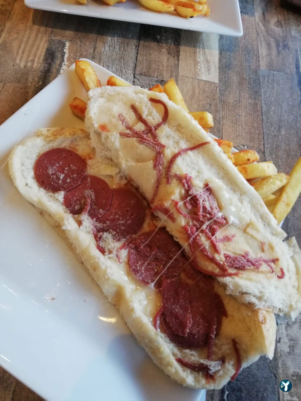 Cafe Jön