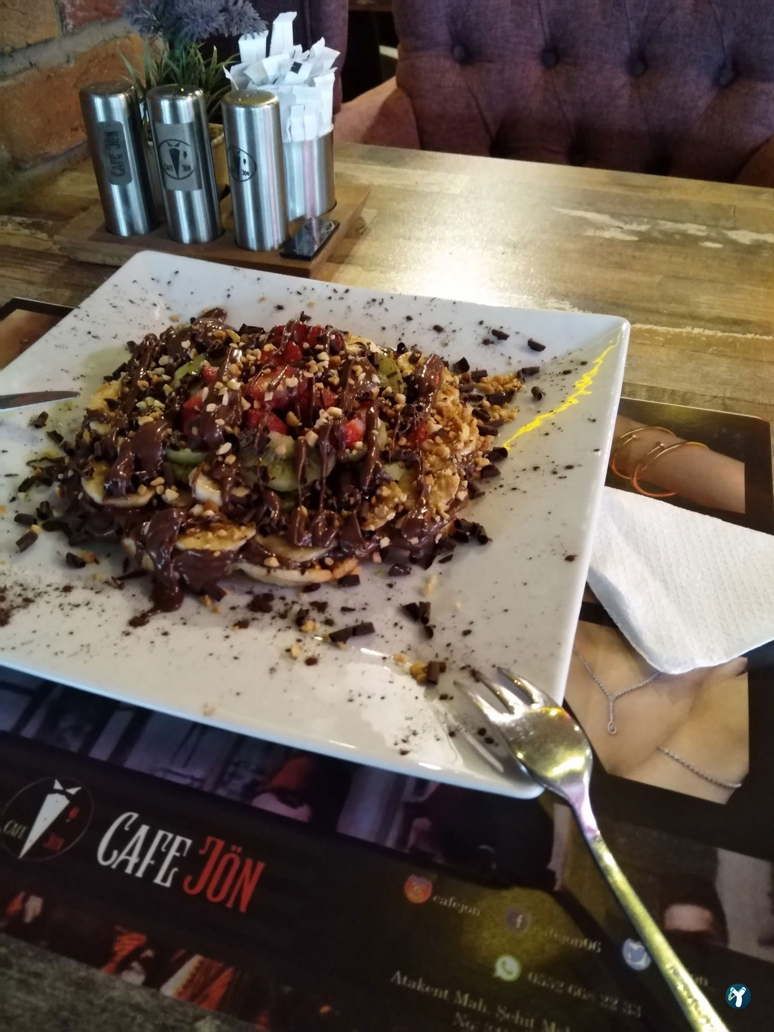Cafe Jön