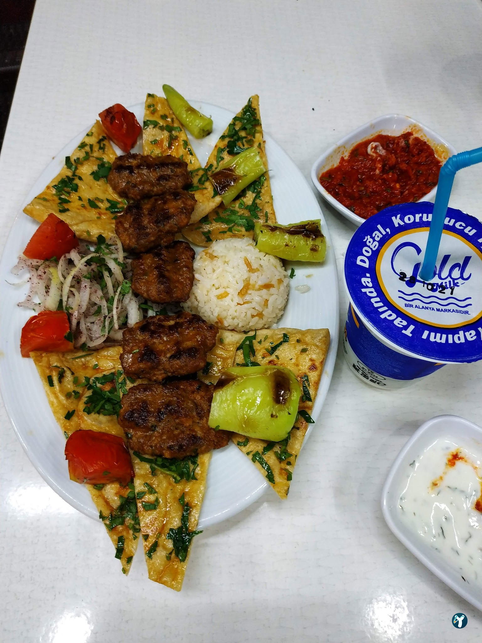Çiftlik Kebap & Döner