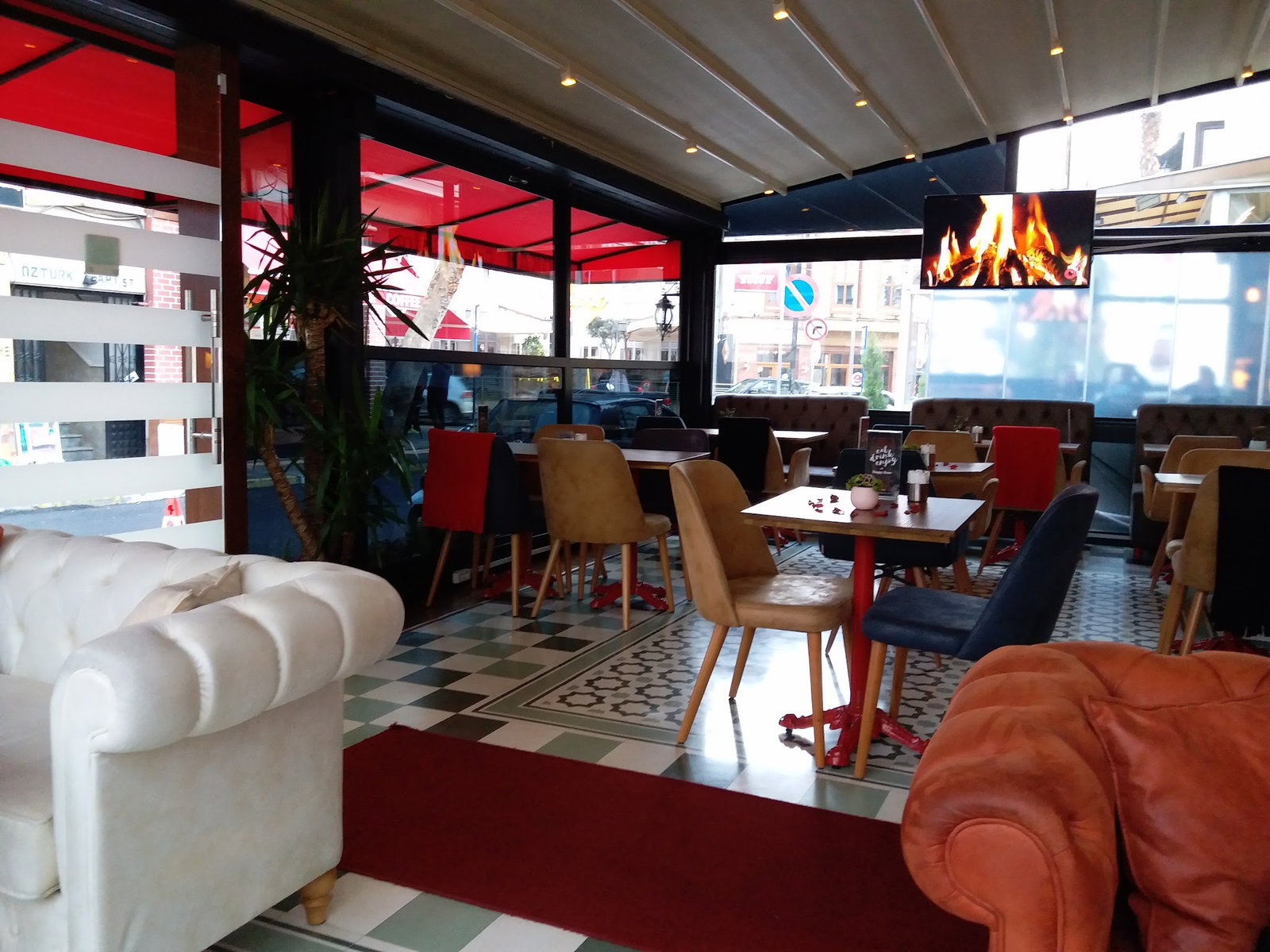 Cookah Cafe & Bistro