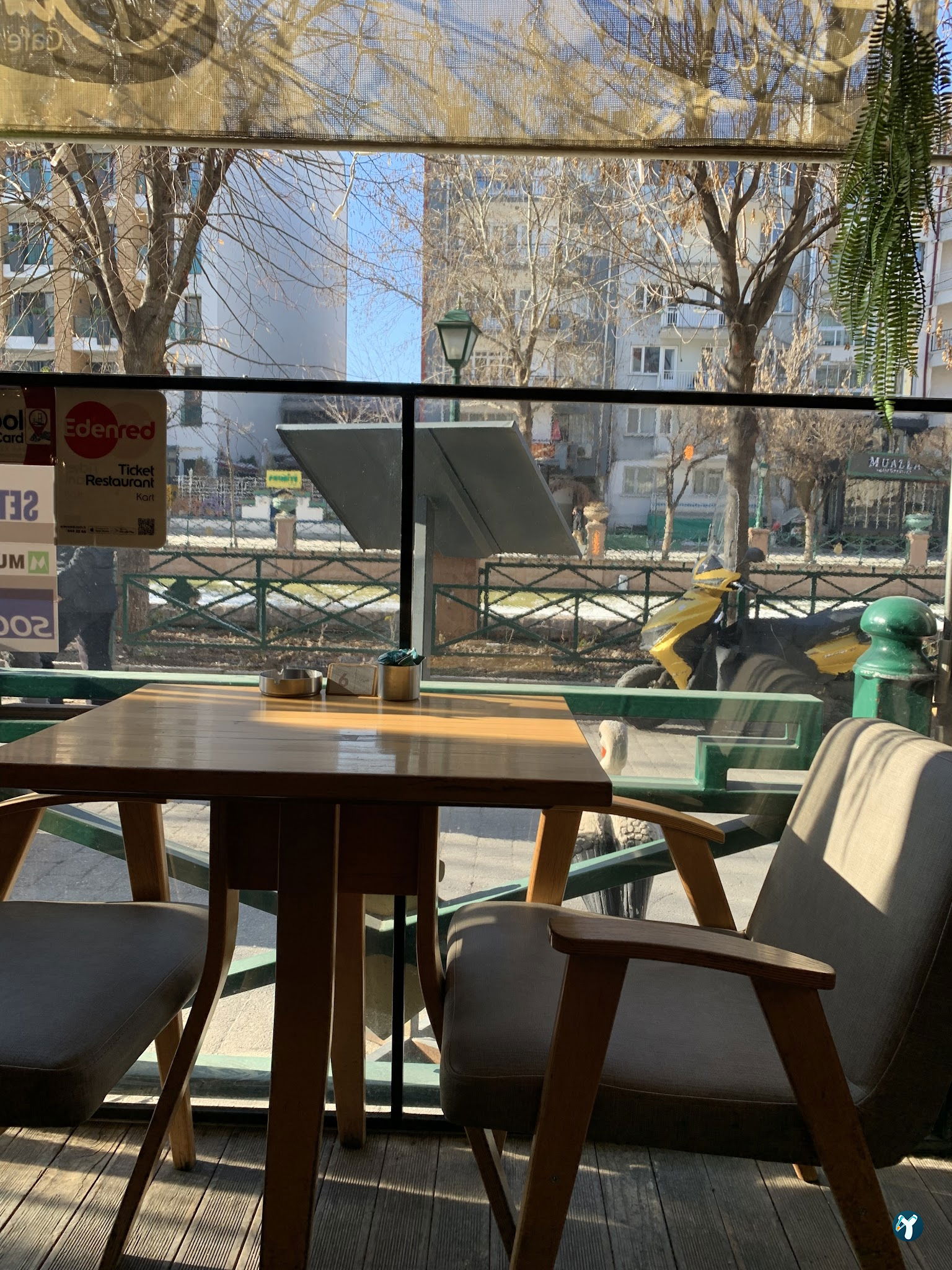 Dante Cafe